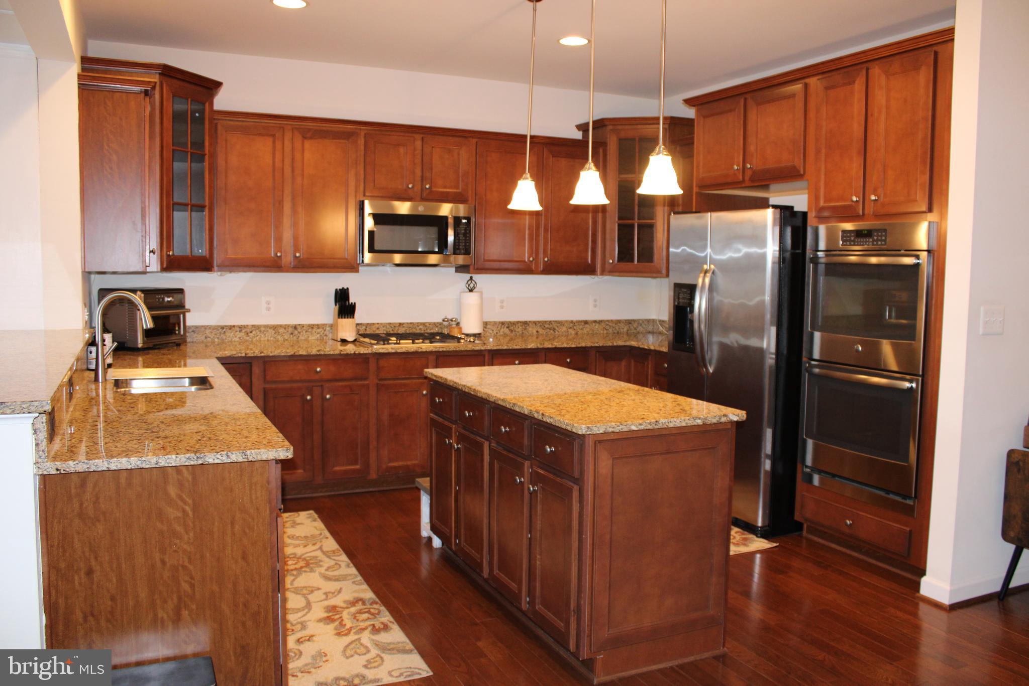 RIVER POINTE - Residential Lease