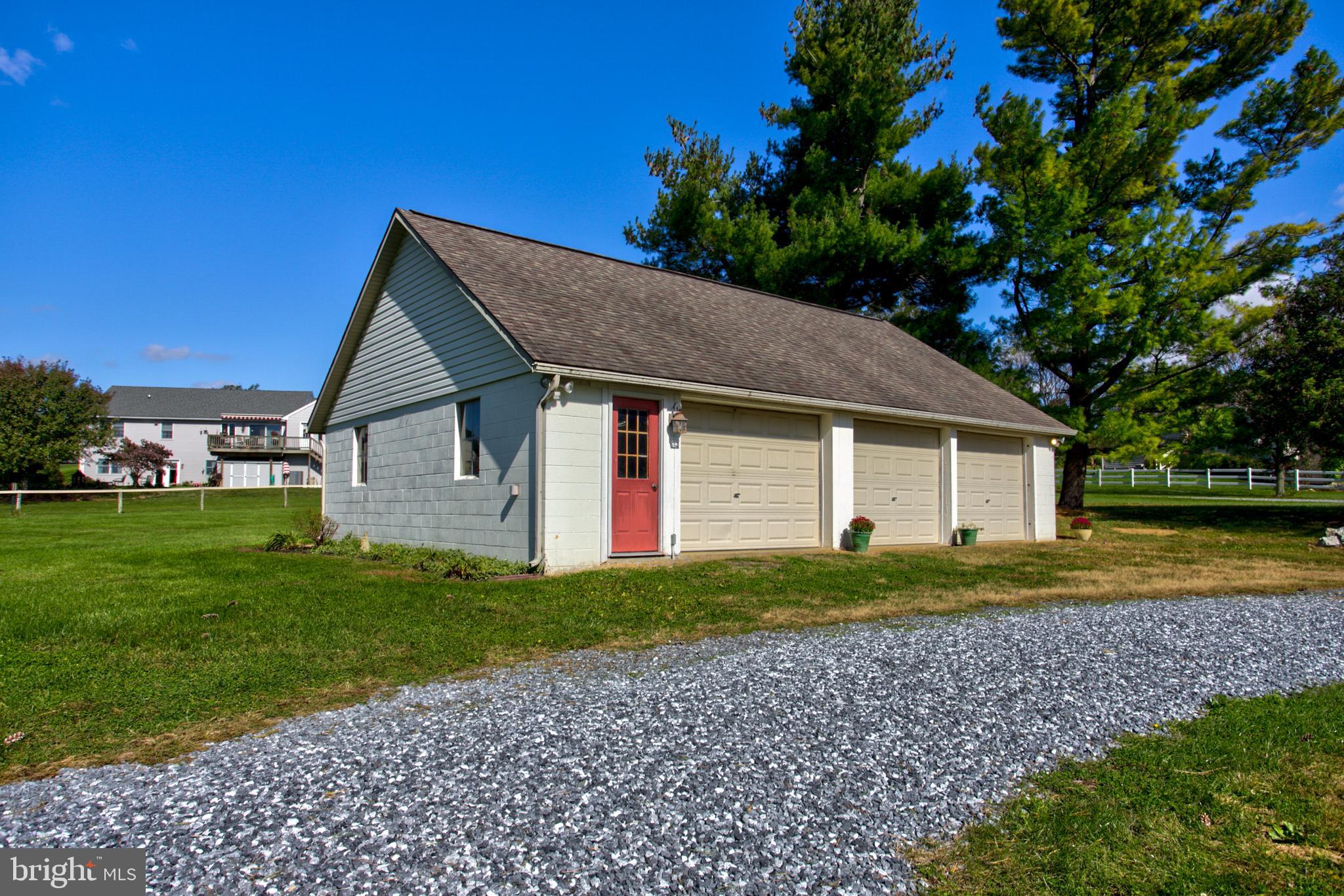 PINE HILL ESTATES - Residential