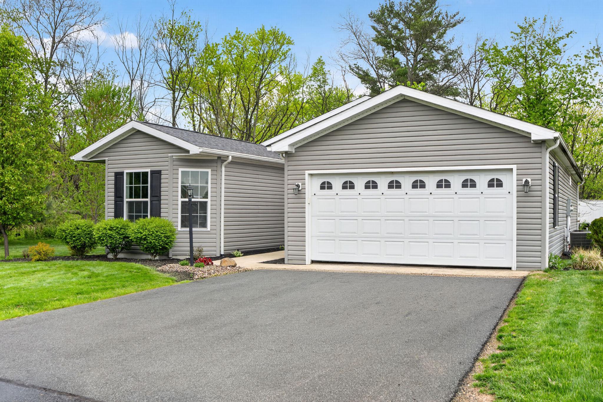 SPRING VALLEY VILLAG - Residential