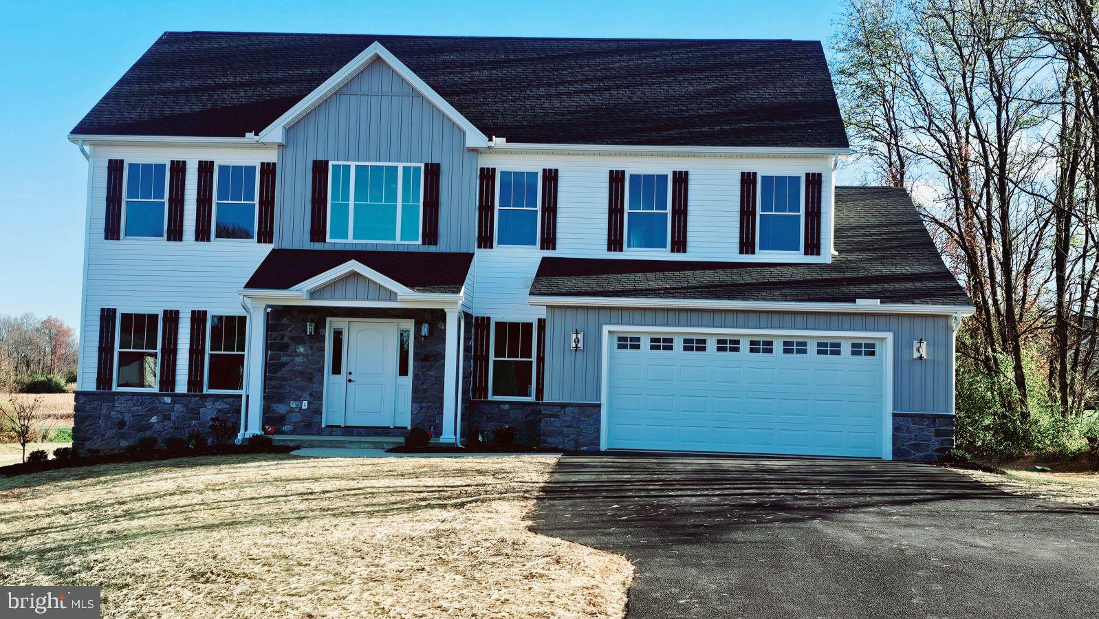 NICHOLAS MANOR - Residential