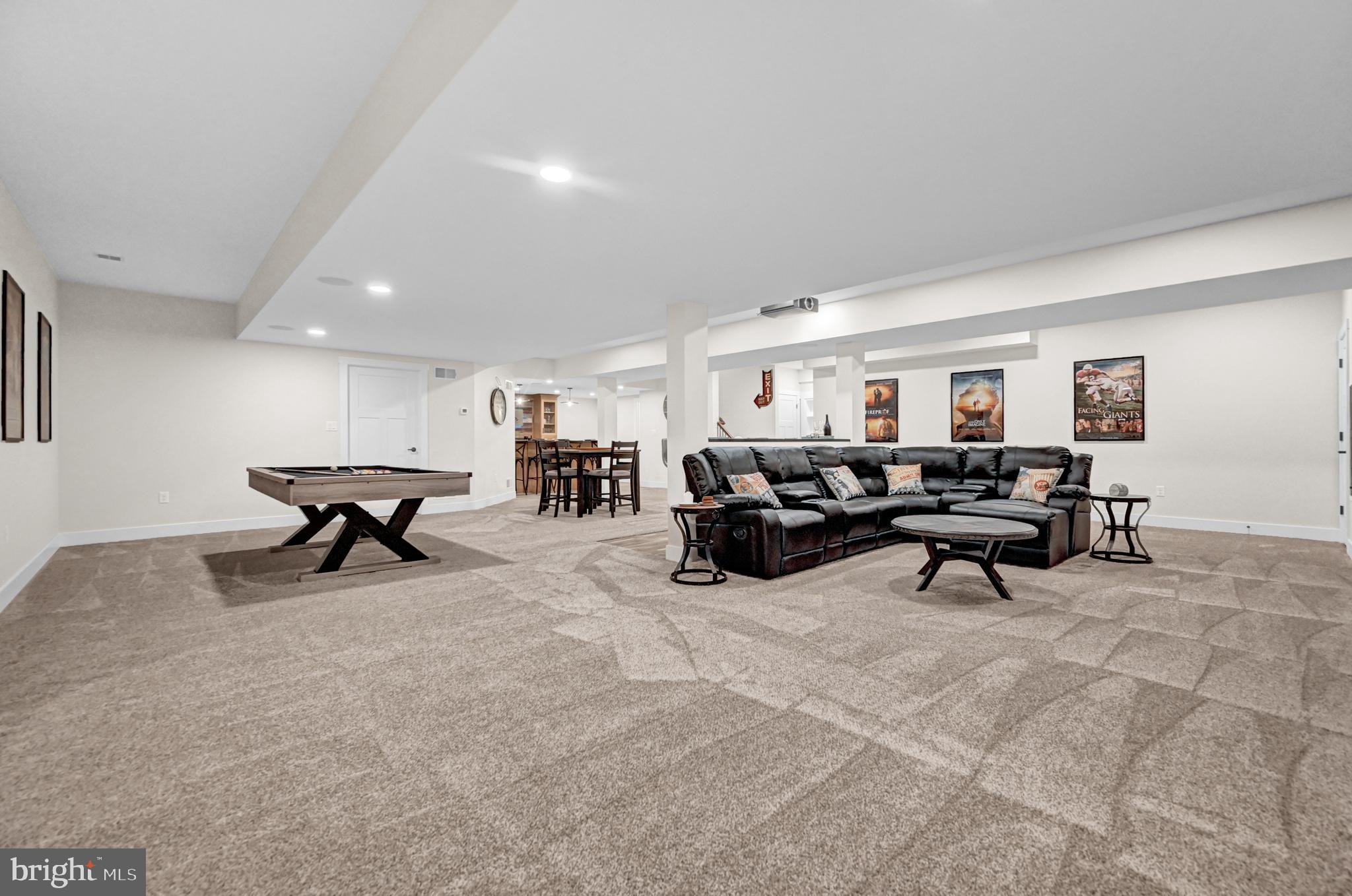 FARMBROOKE MEADOWS - Residential
