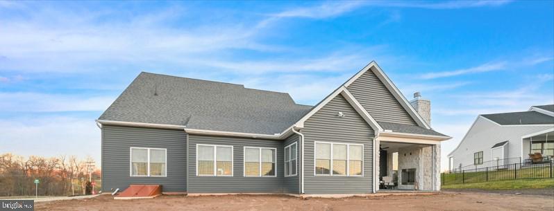 FARMBROOKE MEADOWS - Residential