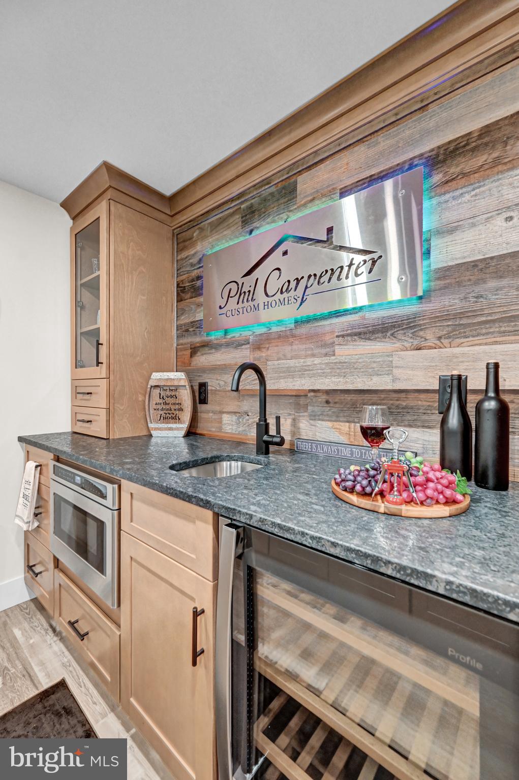 FARMBROOKE MEADOWS - Residential
