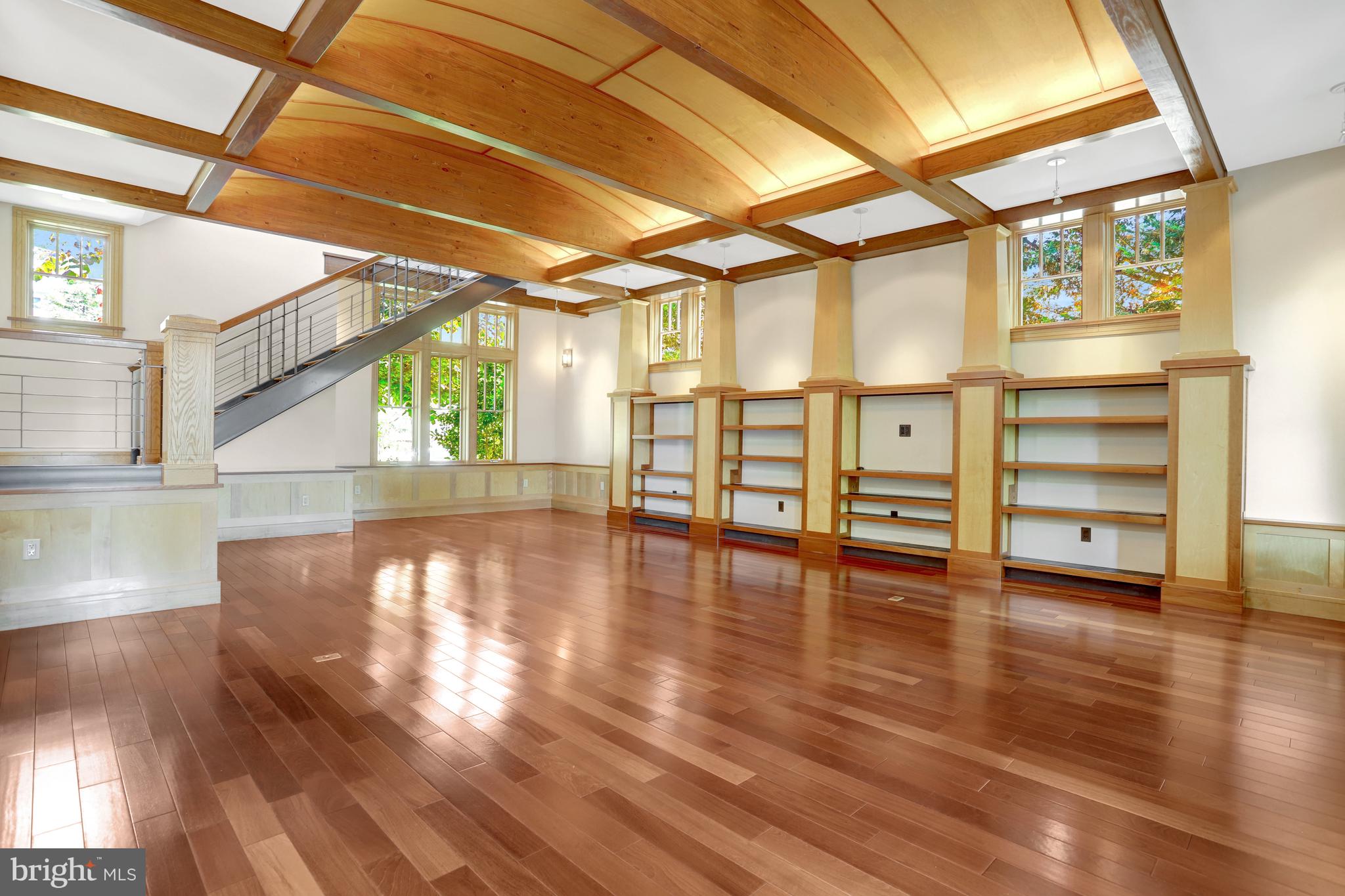 ADDISON HEIGHTS - Residential