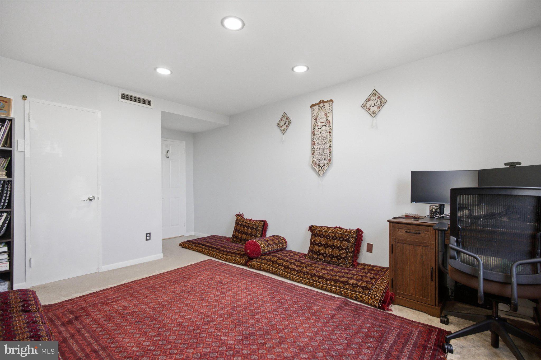 SEMINARY HILL - Residential