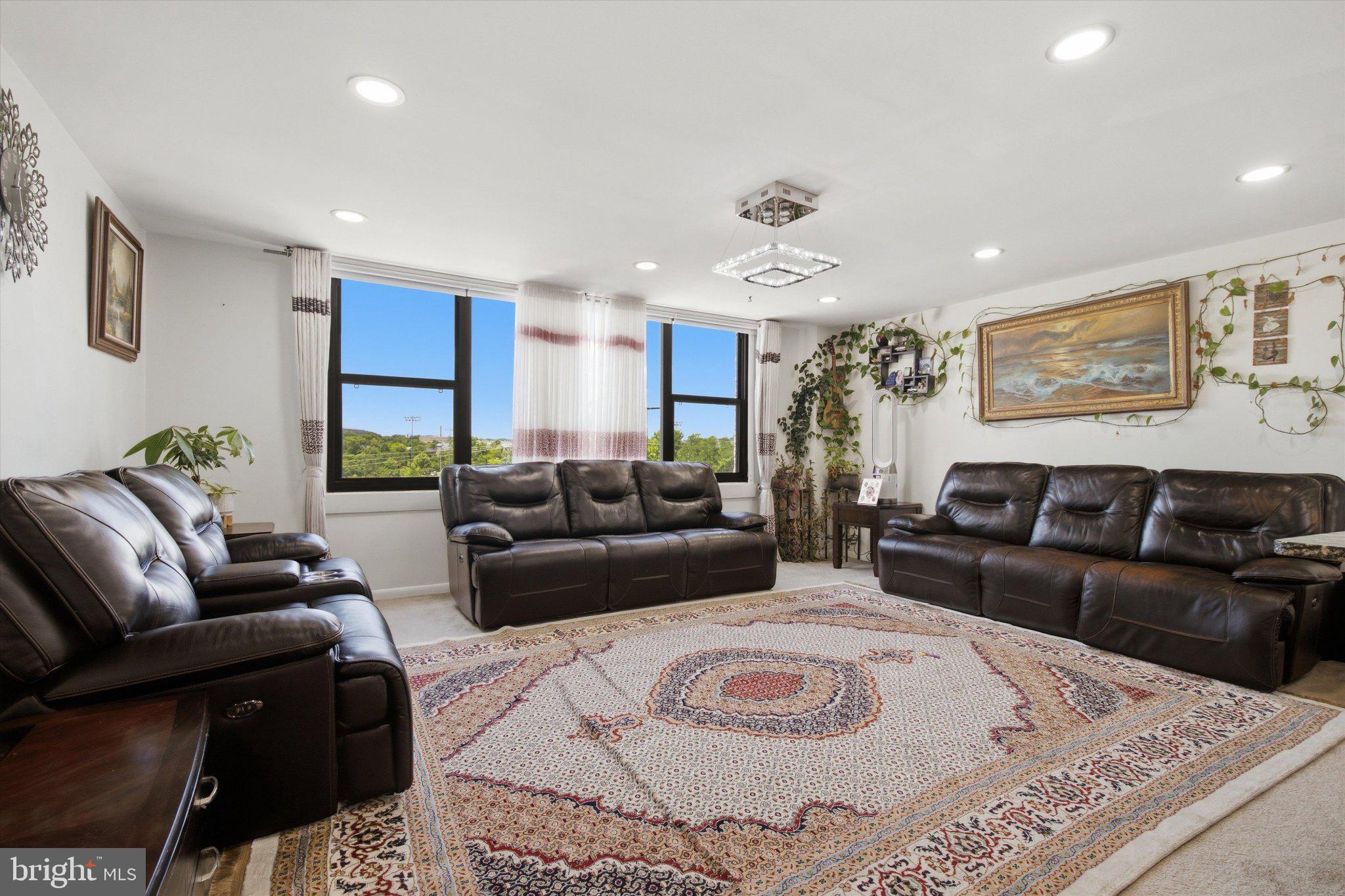 SEMINARY HILL - Residential