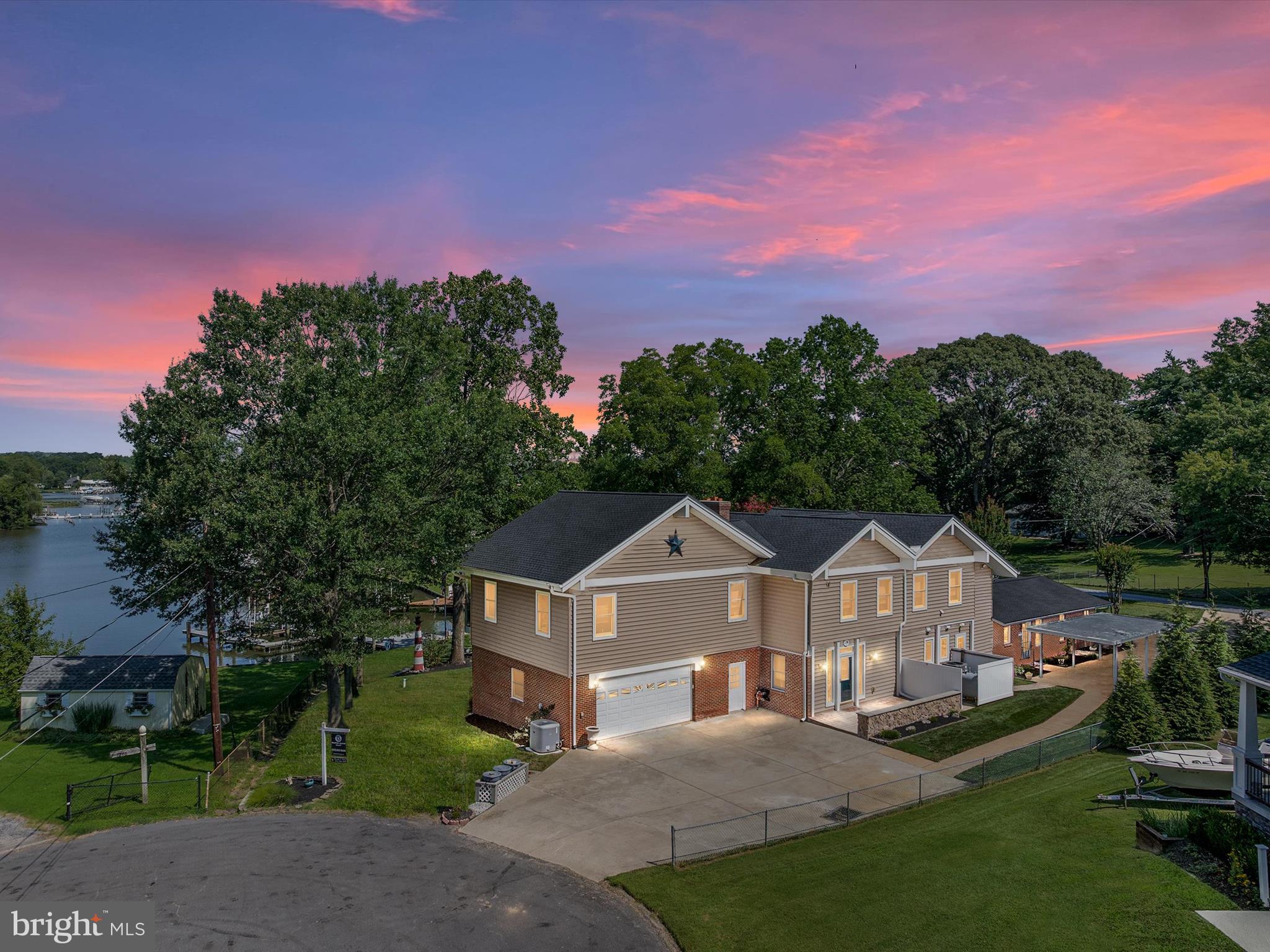 HARBOR VIEW - Residential
