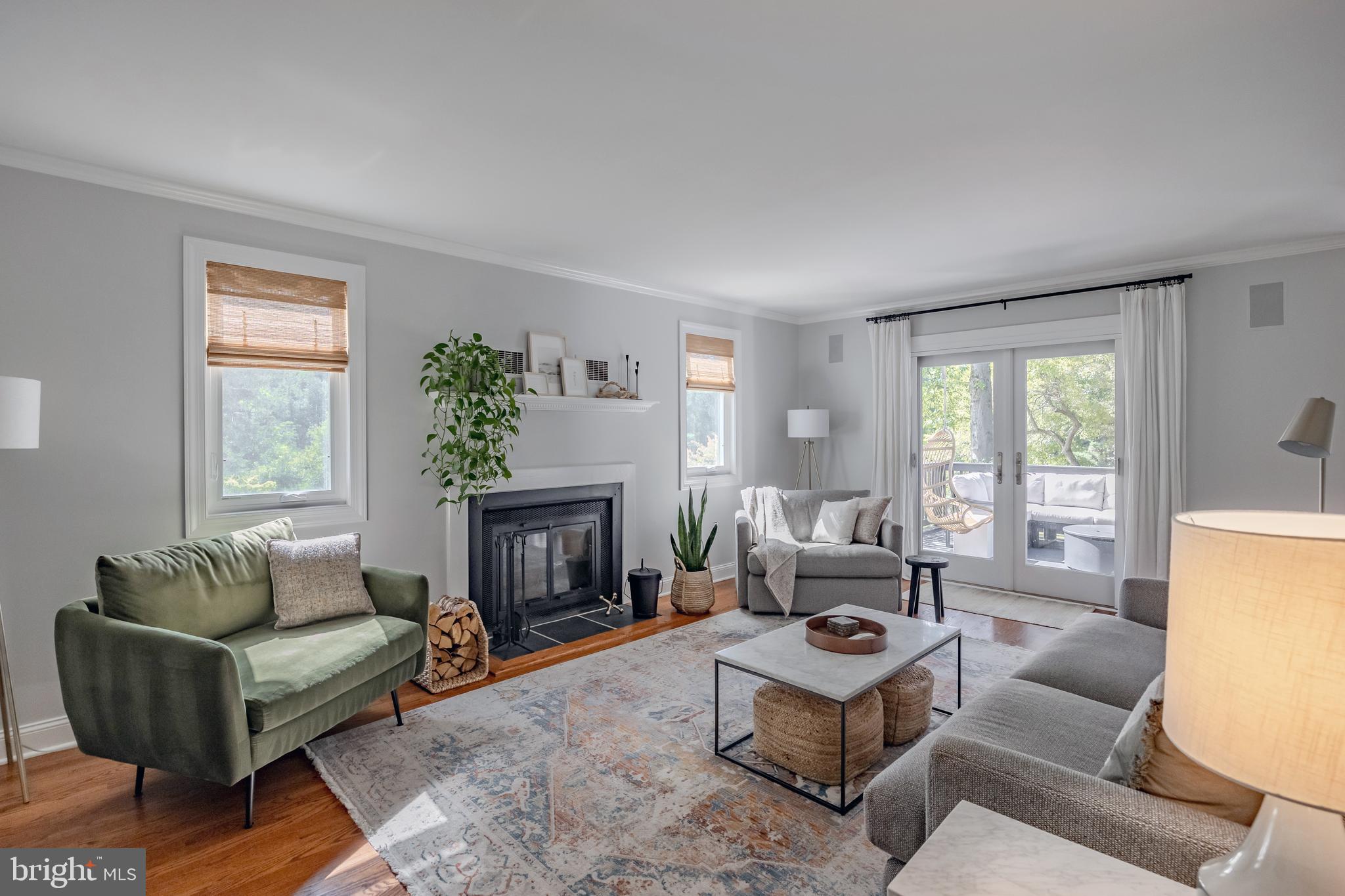 NEWTOWN SQ - Residential