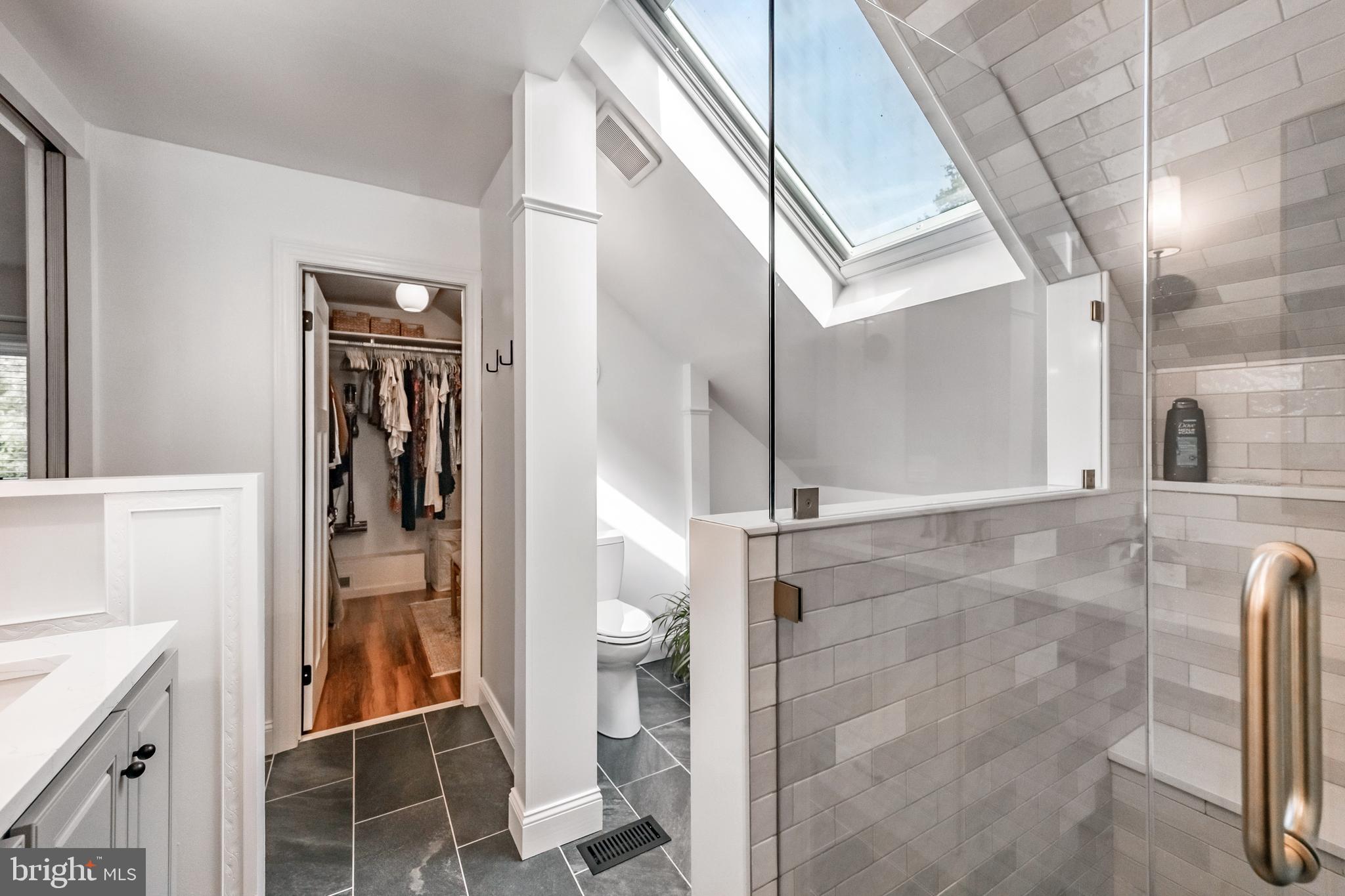 NEWTOWN SQ - Residential
