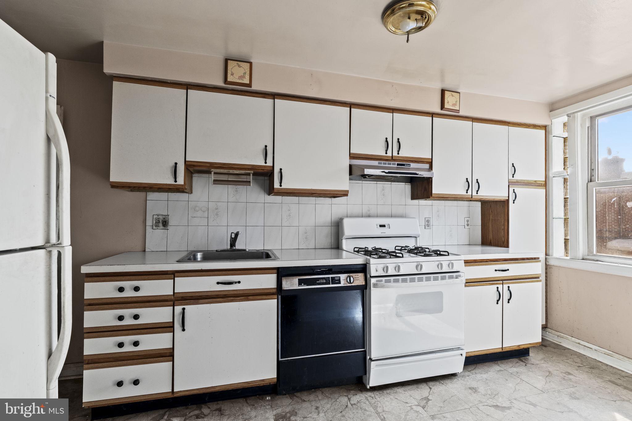 OVERBROOK PARK - Residential