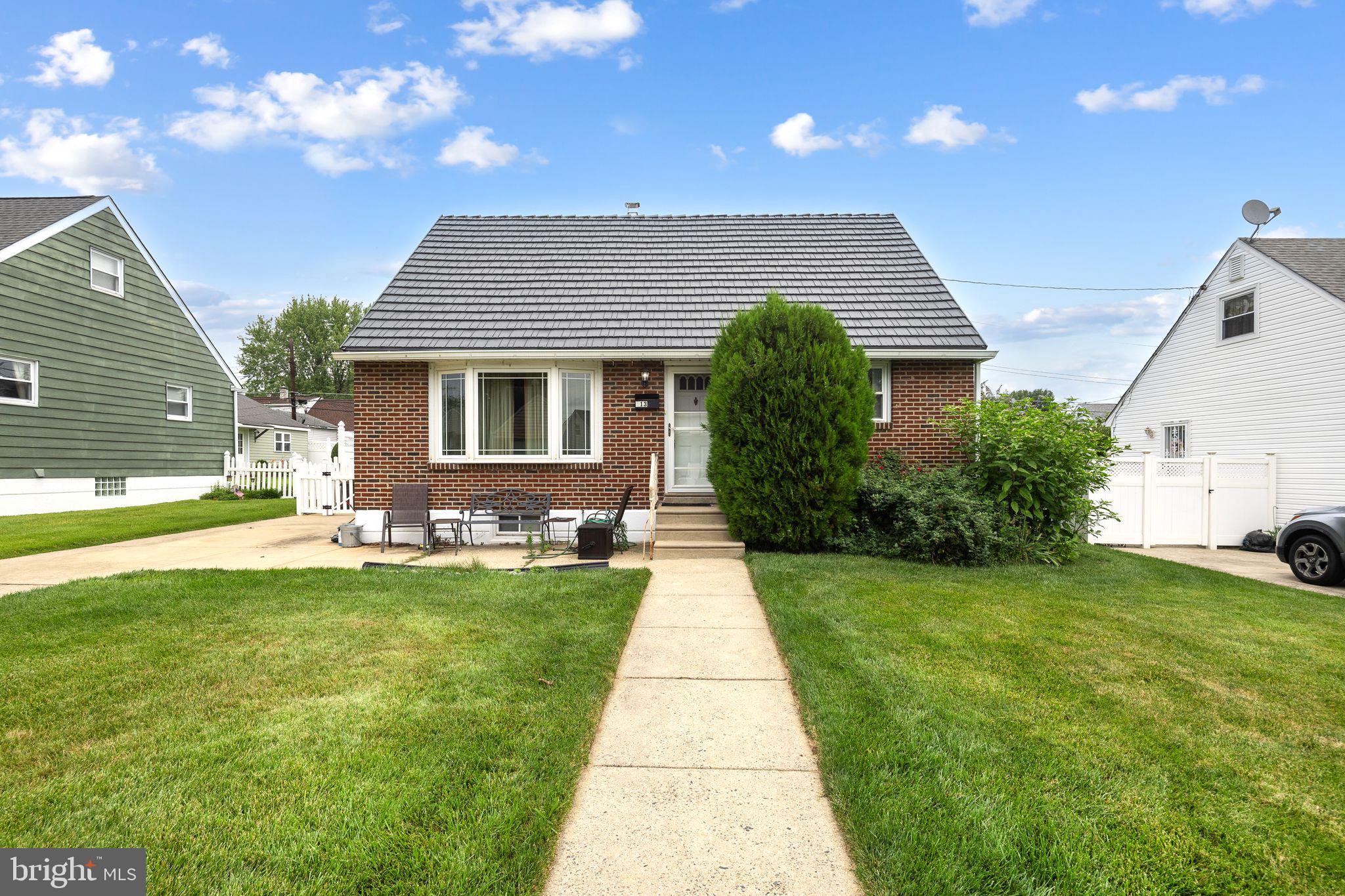SOMERTON - Residential