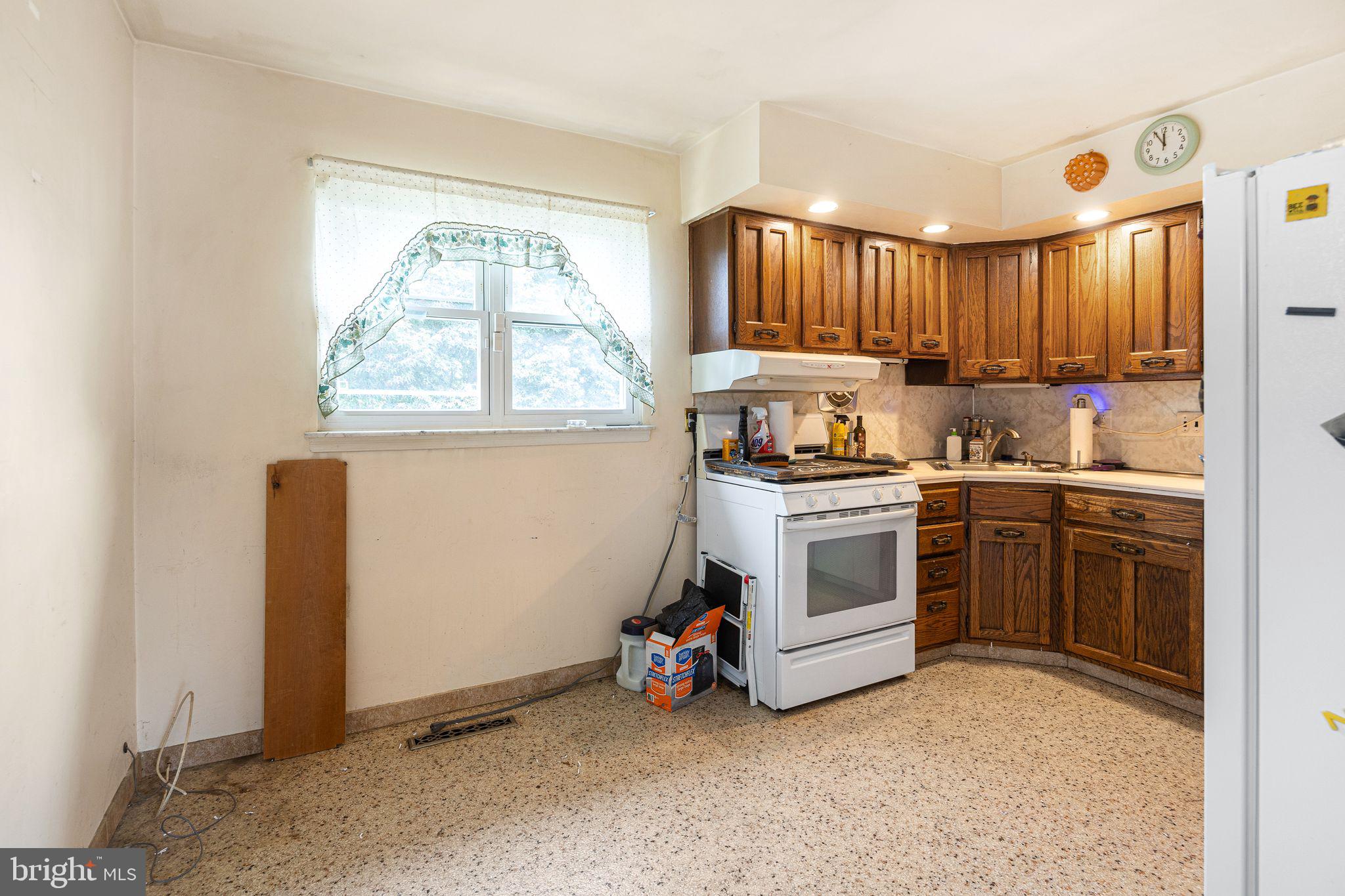 SOMERTON - Residential