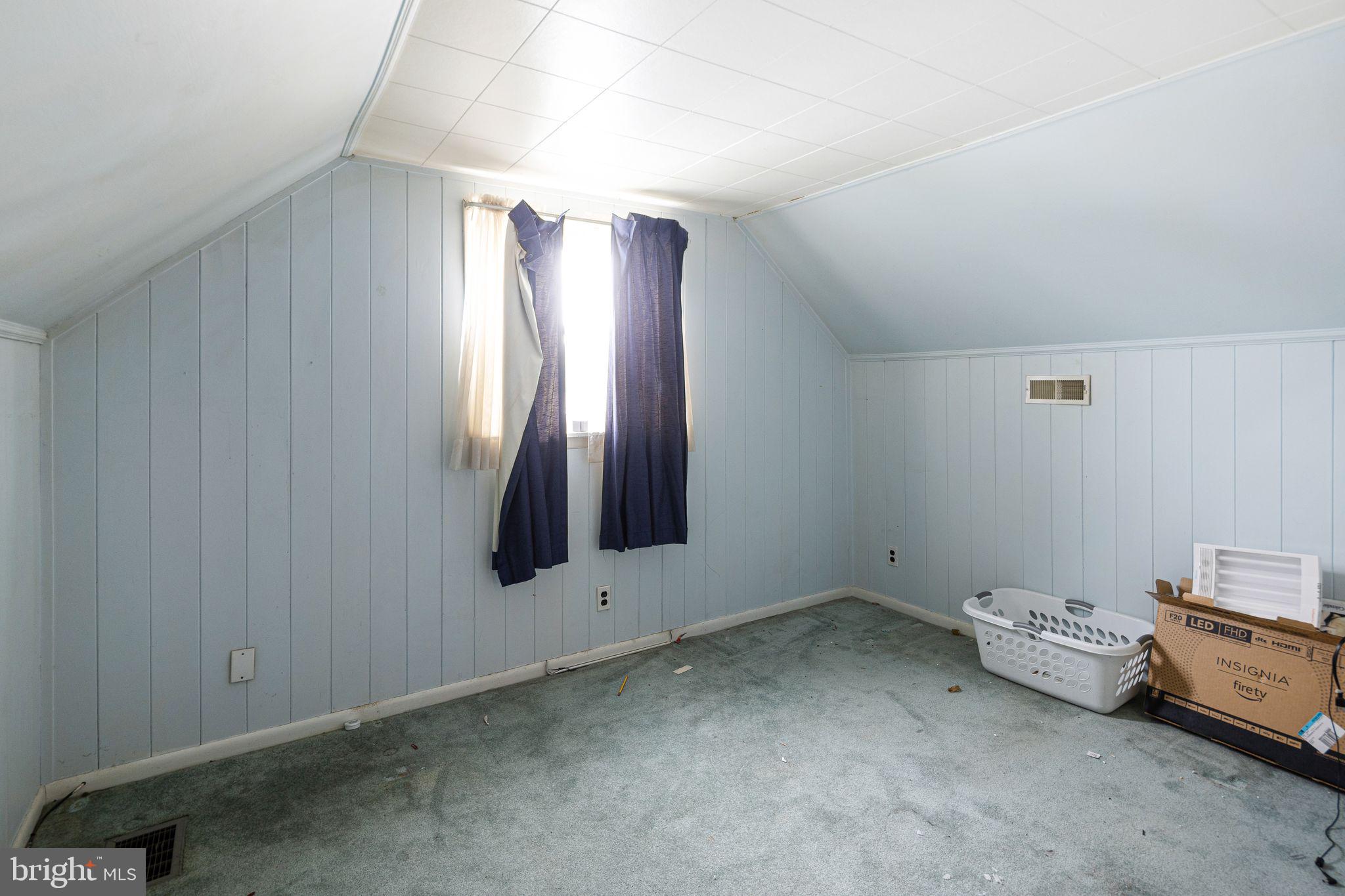 SOMERTON - Residential
