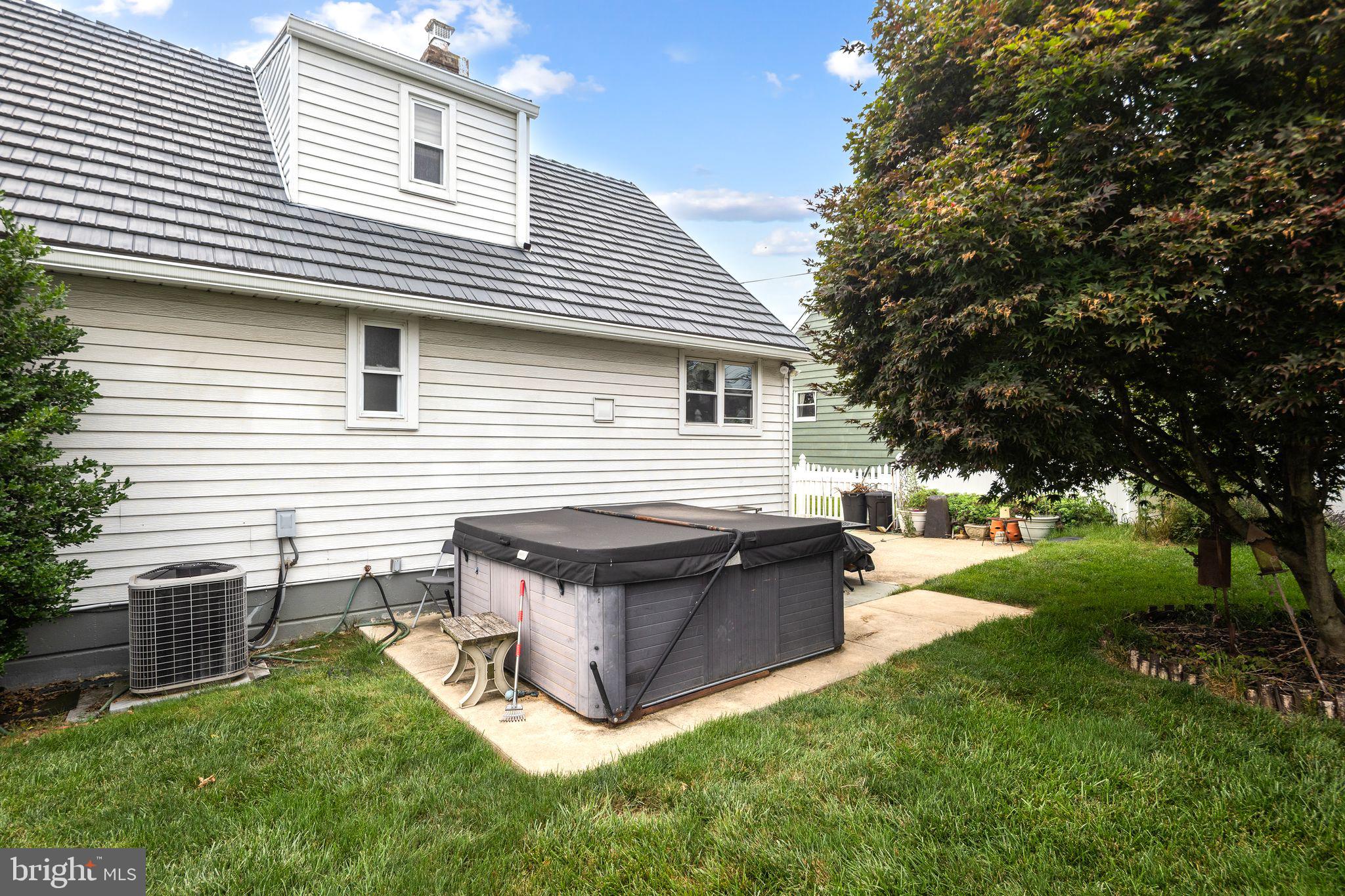SOMERTON - Residential