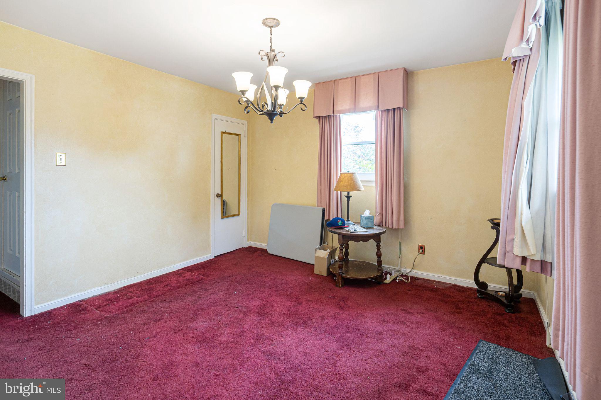 SOMERTON - Residential