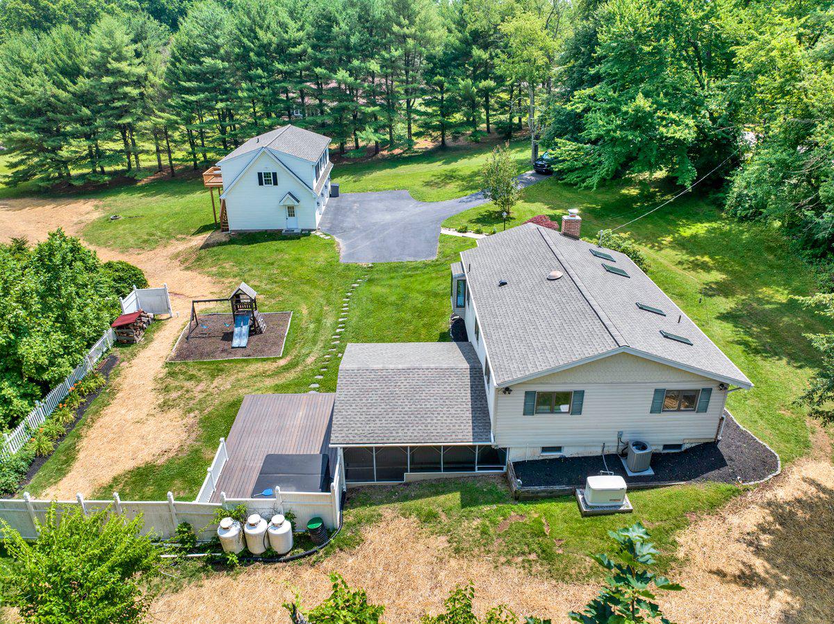 SOUTH COVENTRY TWP - Residential