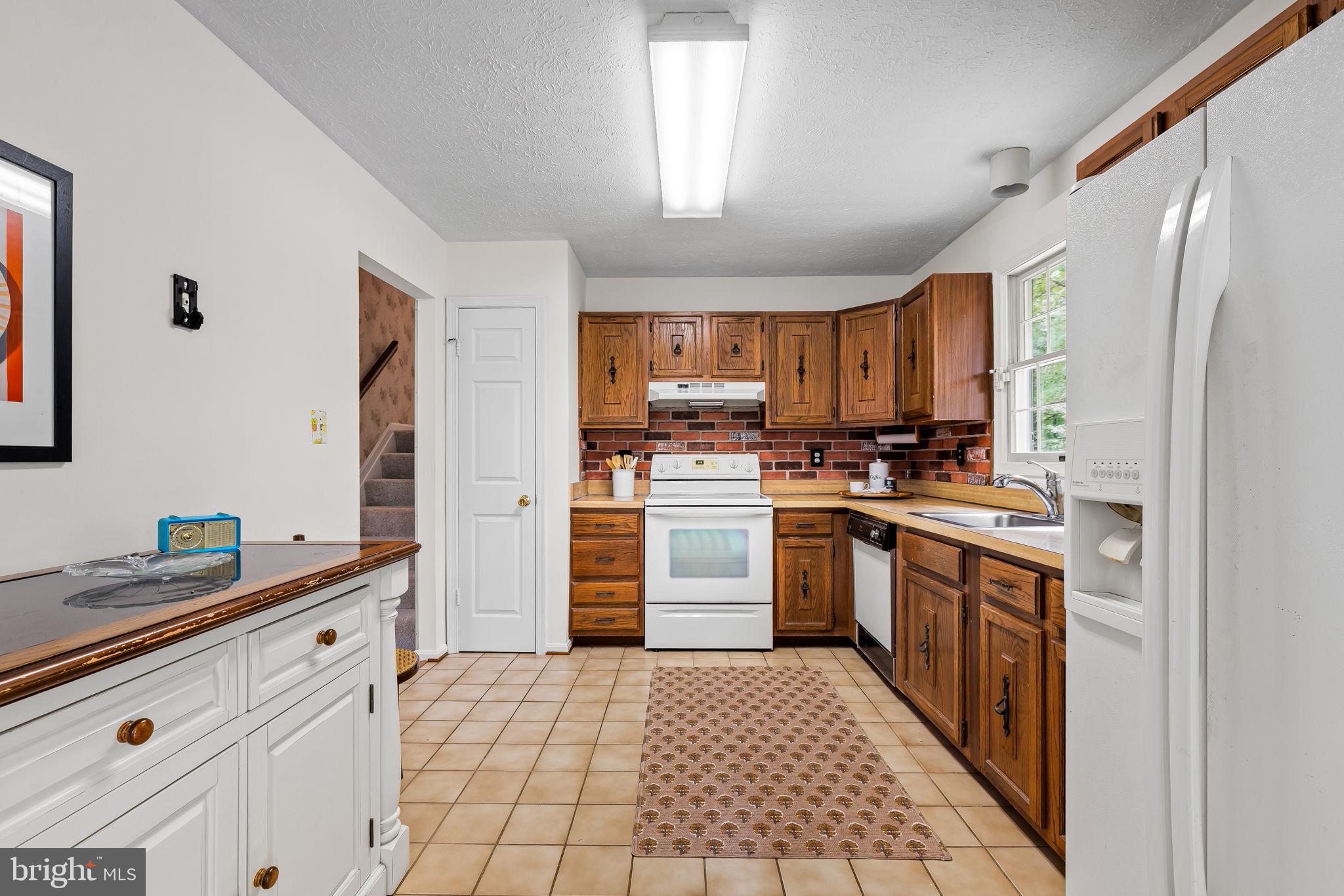 RIDGEWOOD ESTATES - Residential