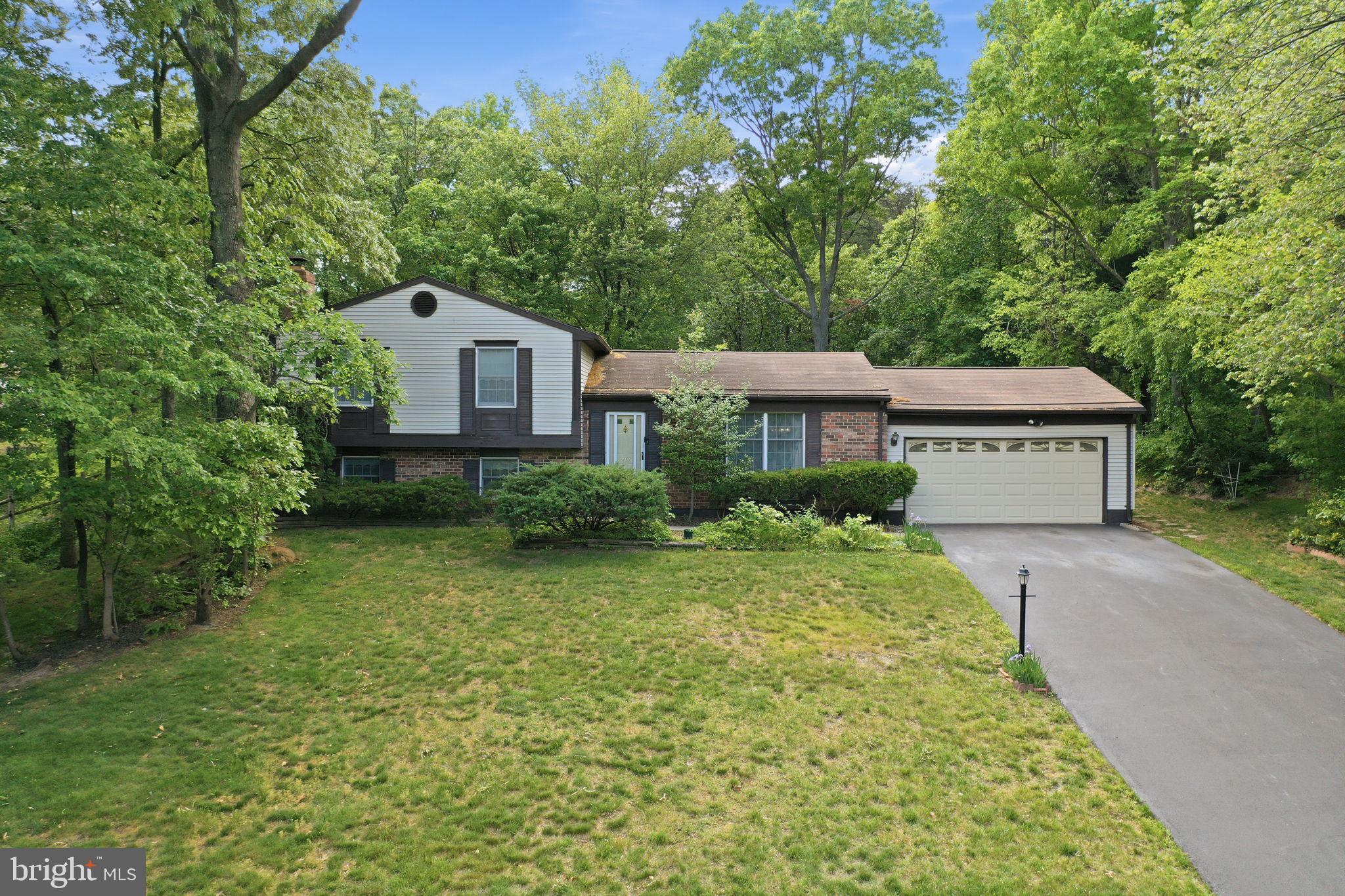 RIDGEWOOD ESTATES - Residential