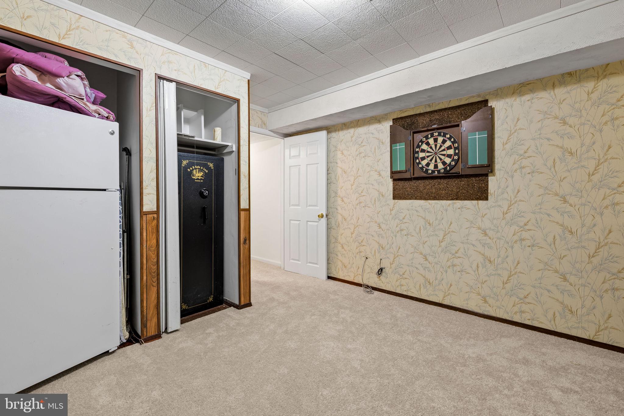 RIDGEWOOD ESTATES - Residential