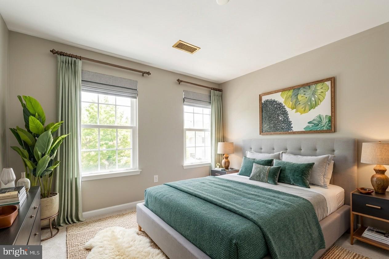 CANAL VIEW - Residential