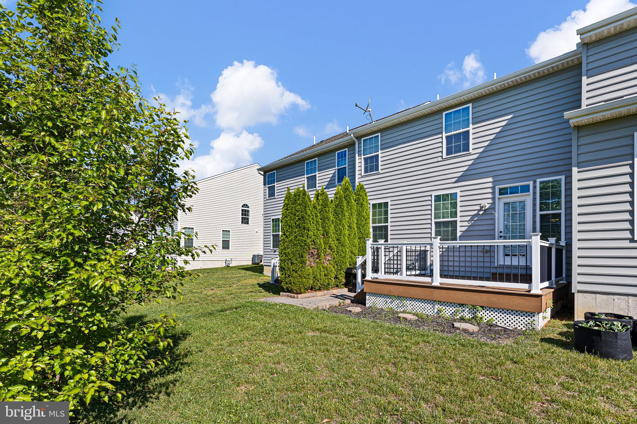 CANAL VIEW - Residential