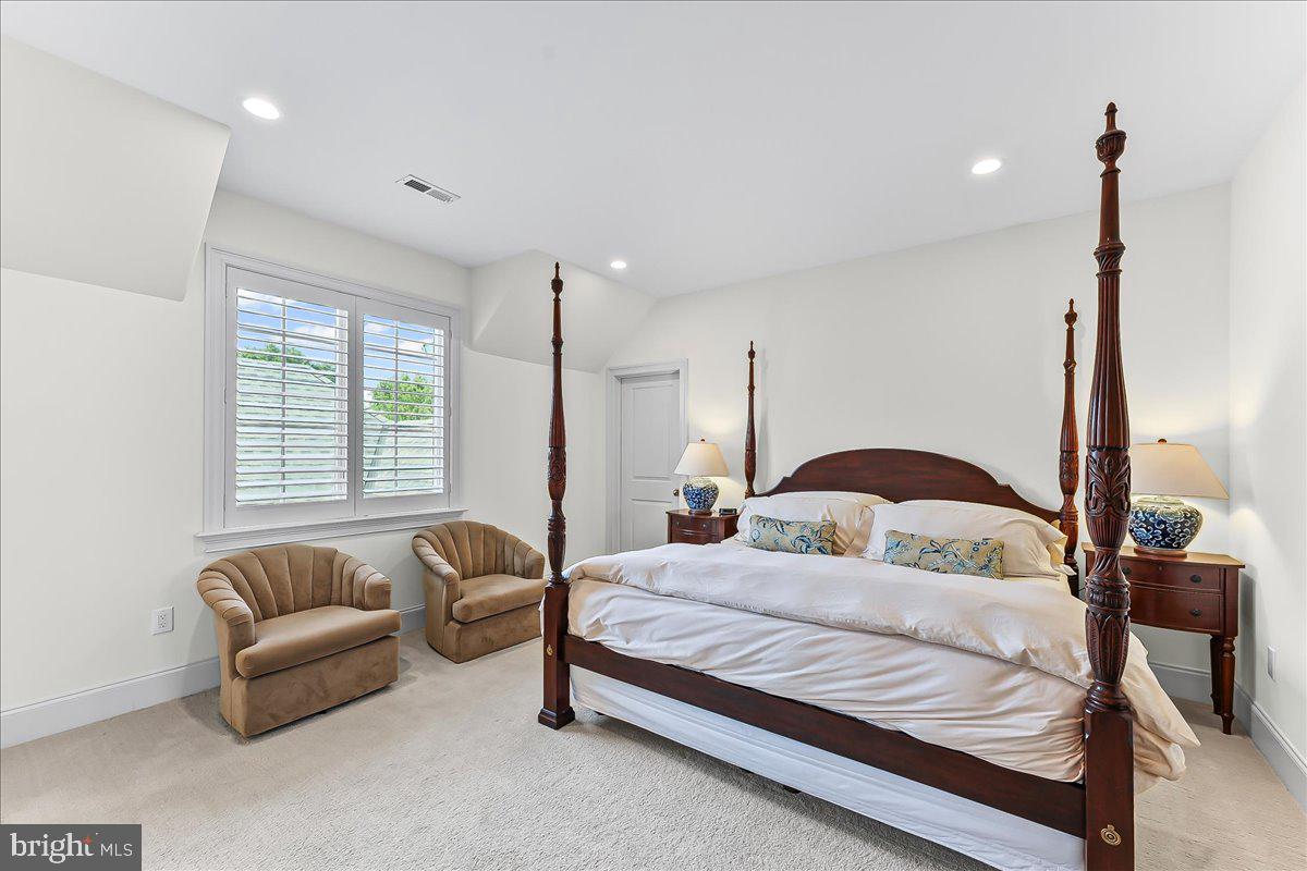 HAVERFORD RESERVE - Residential