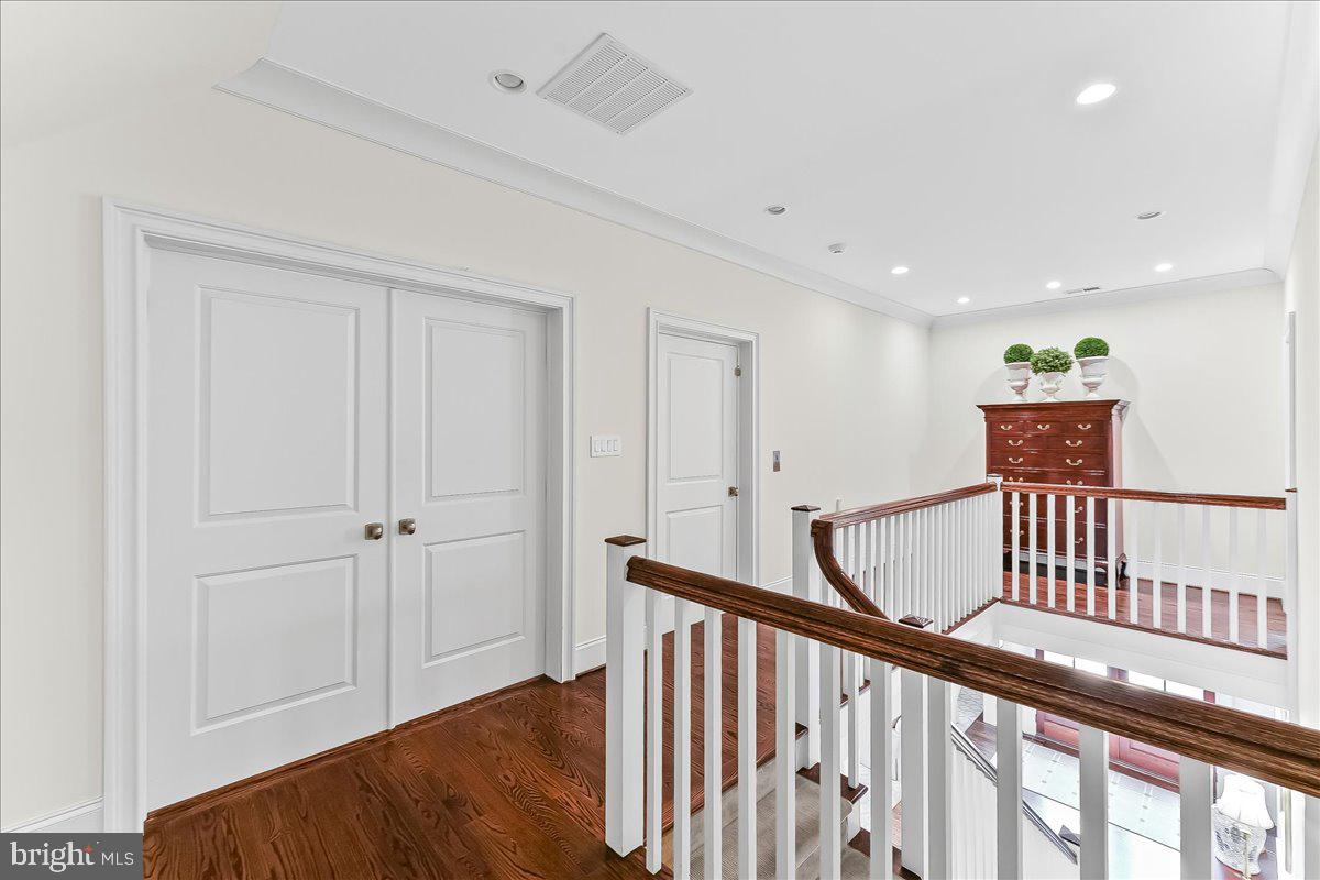 HAVERFORD RESERVE - Residential