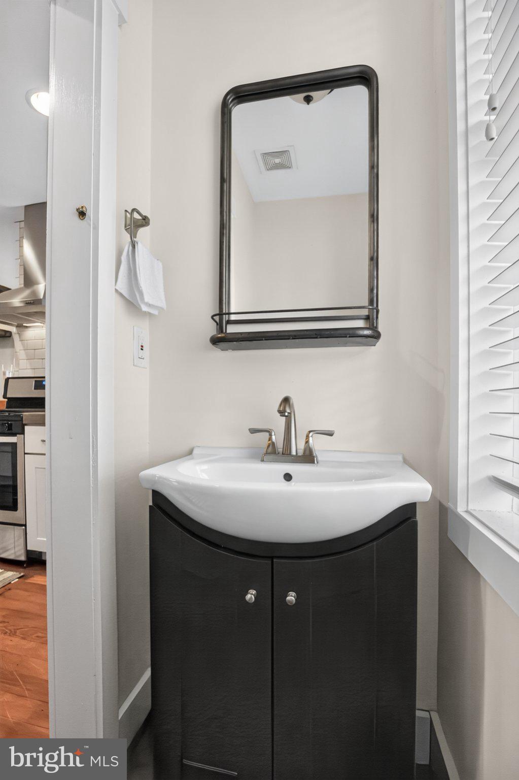 LOCUST POINT - Residential