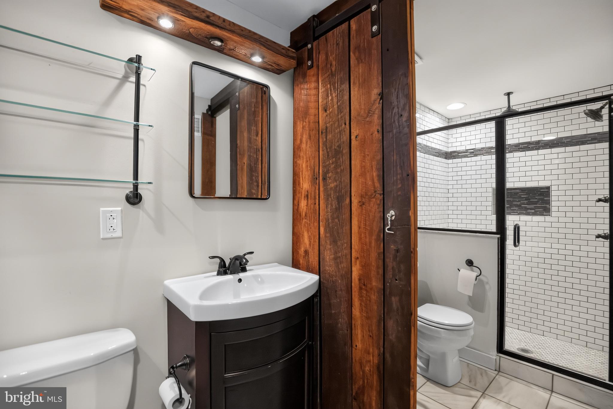 LOCUST POINT - Residential