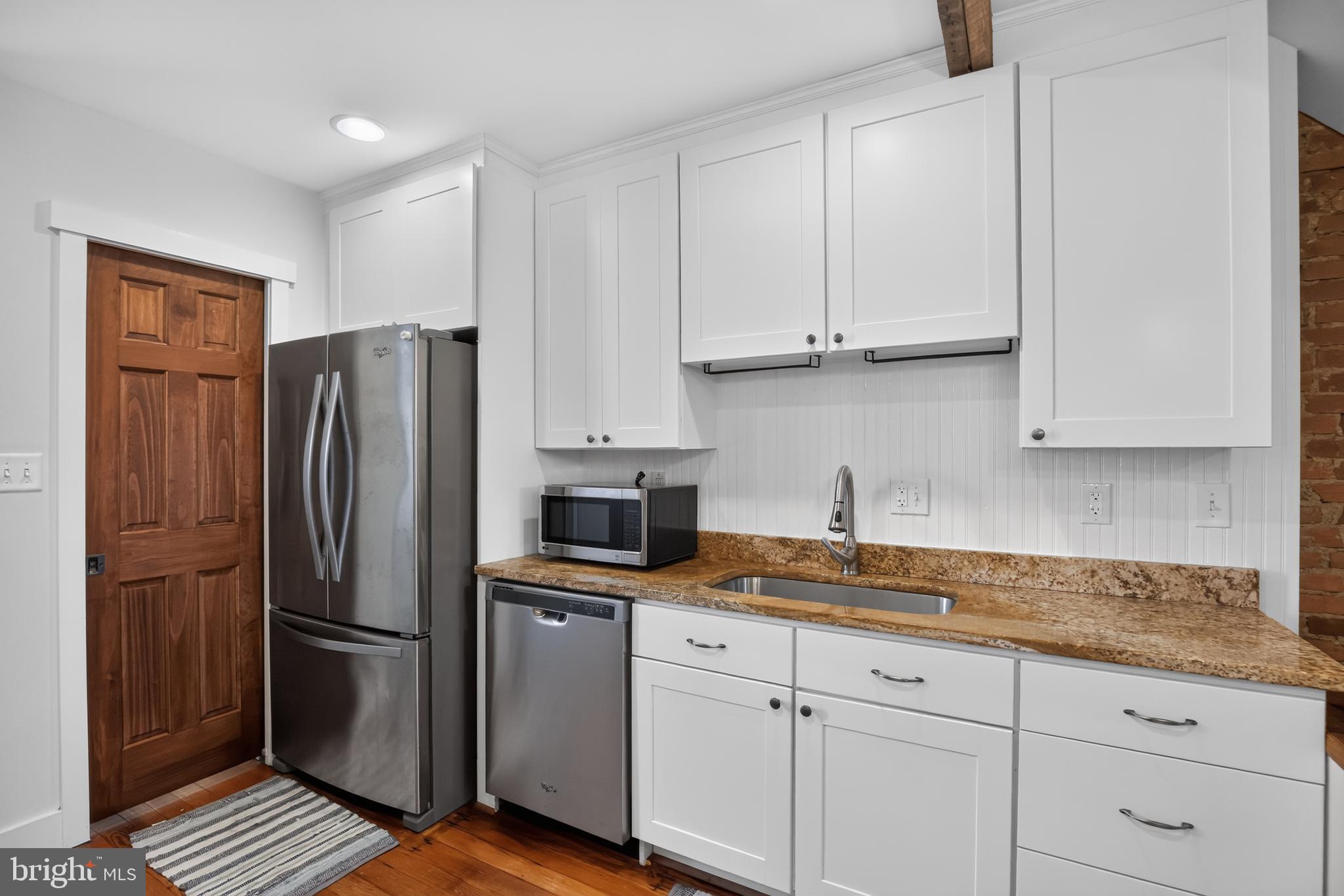 LOCUST POINT - Residential