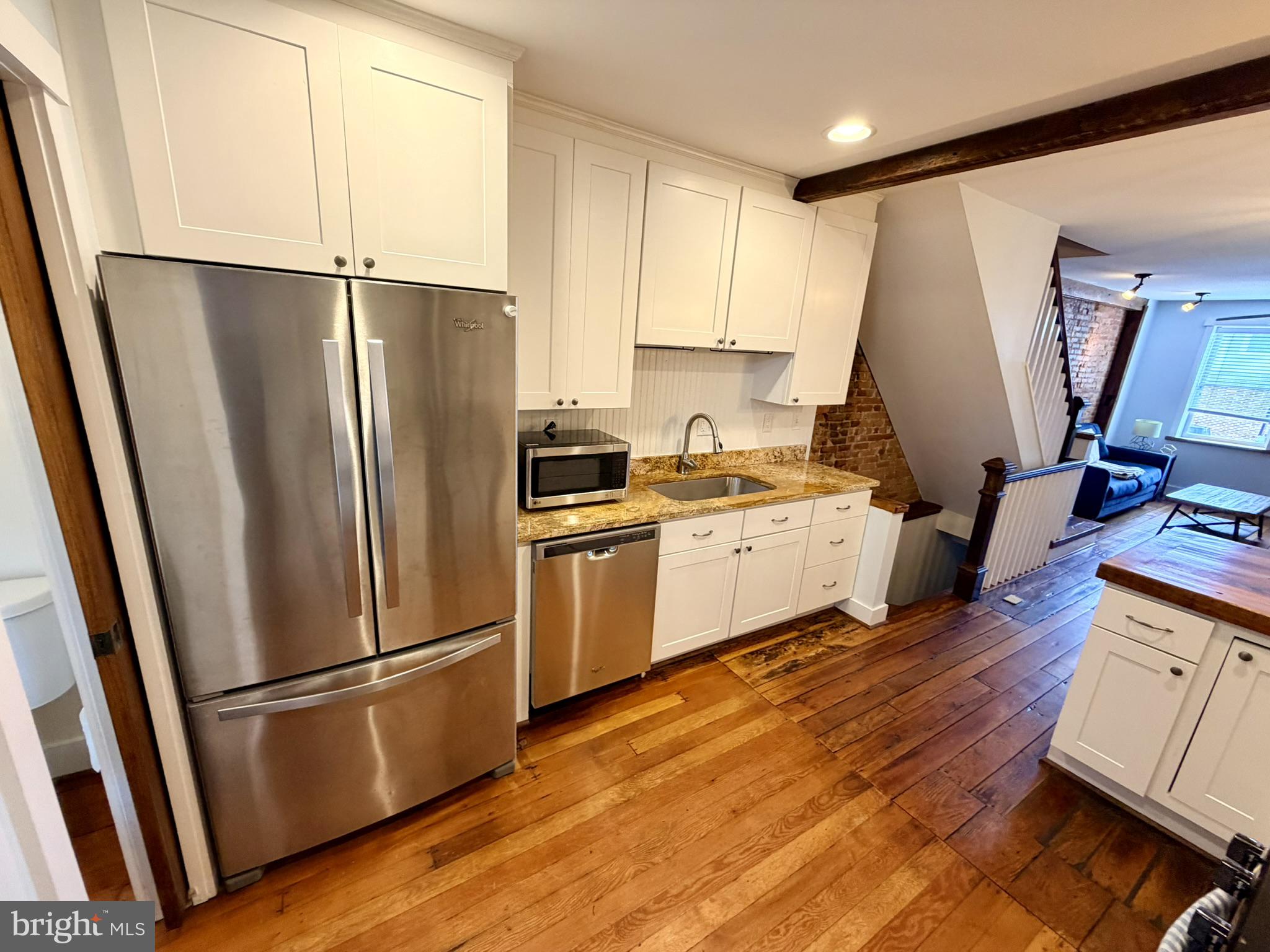 LOCUST POINT - Residential