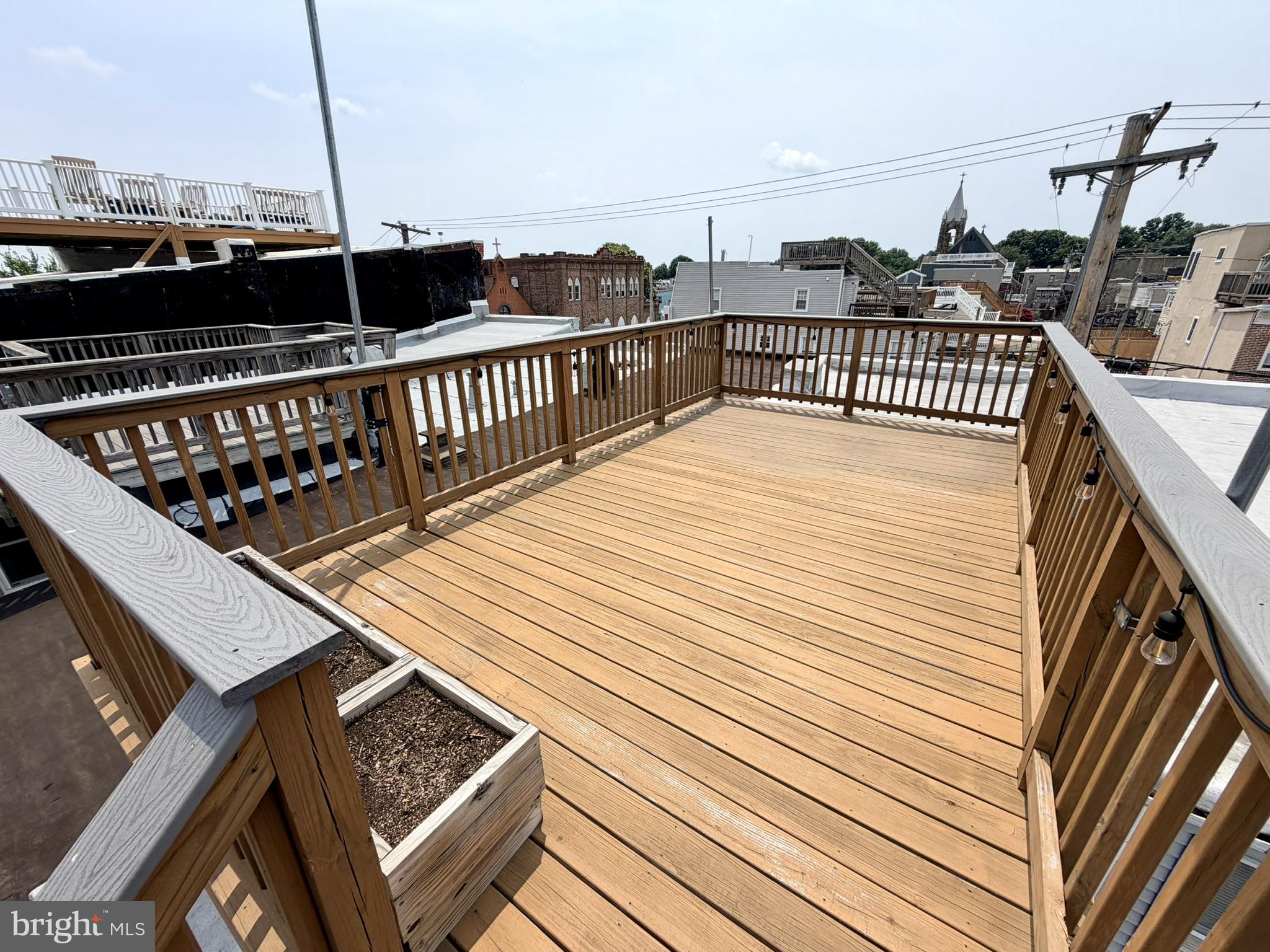 LOCUST POINT - Residential