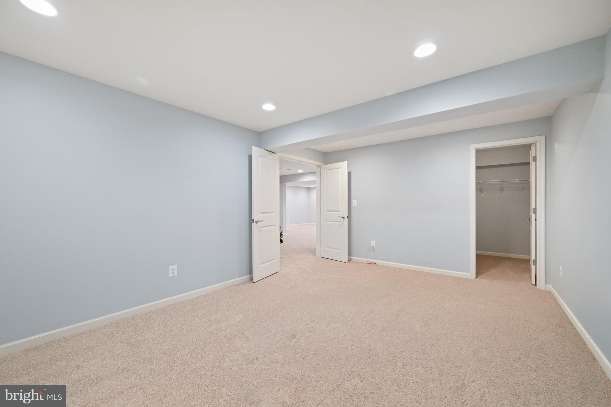 BRAMBLETON - Residential