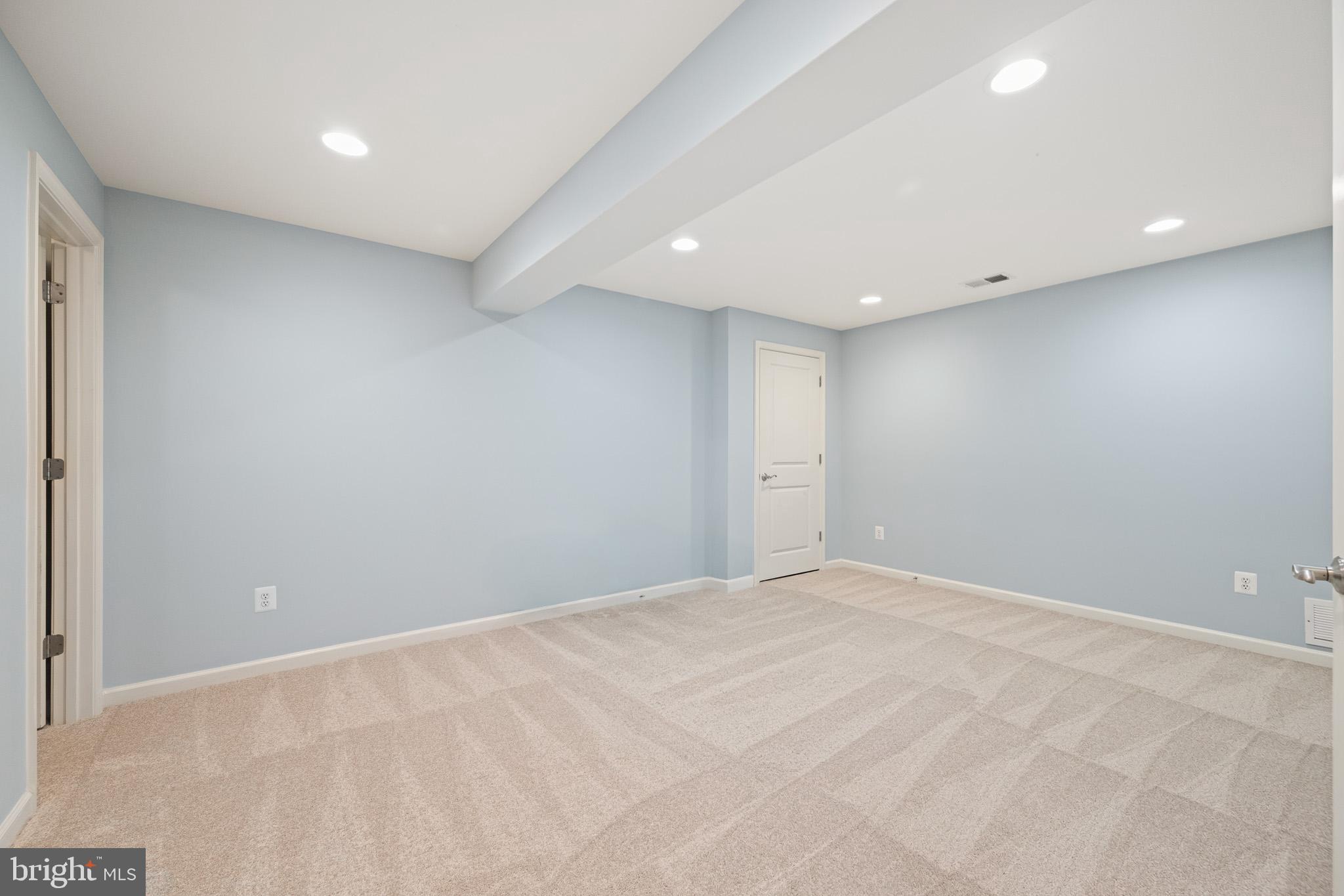 BRAMBLETON - Residential