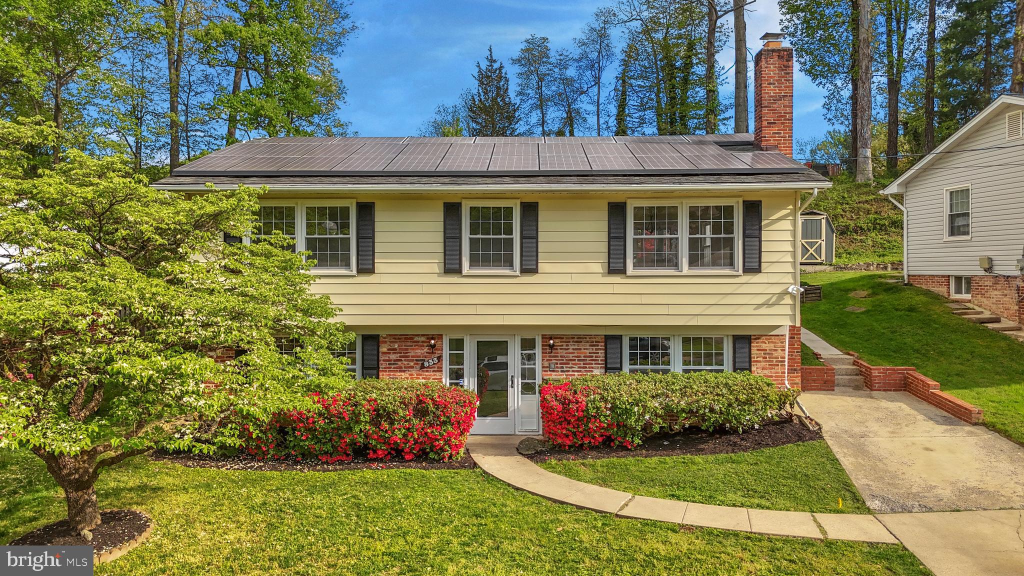 FOREST KNOLLS - Residential