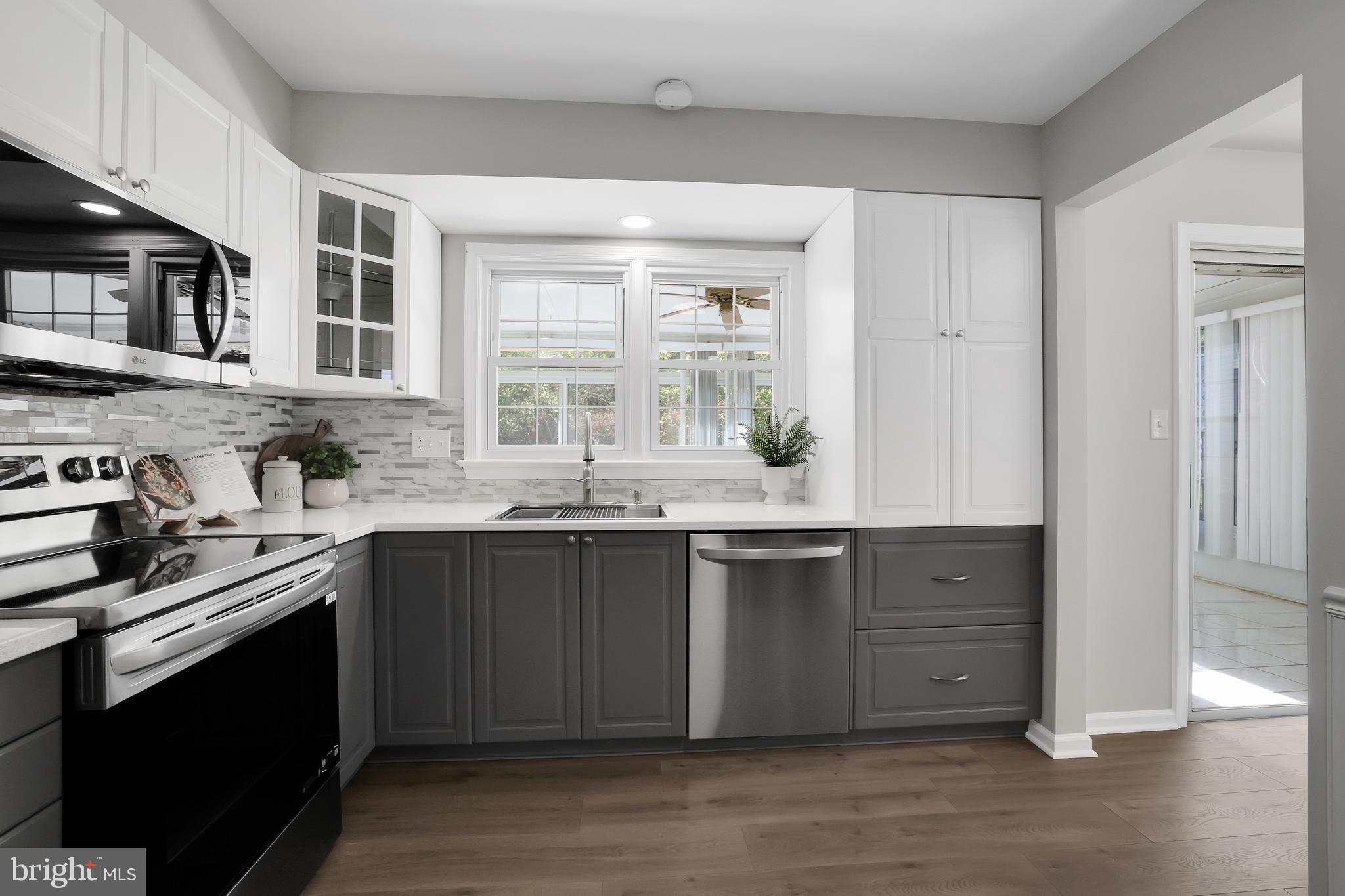 FOREST KNOLLS - Residential