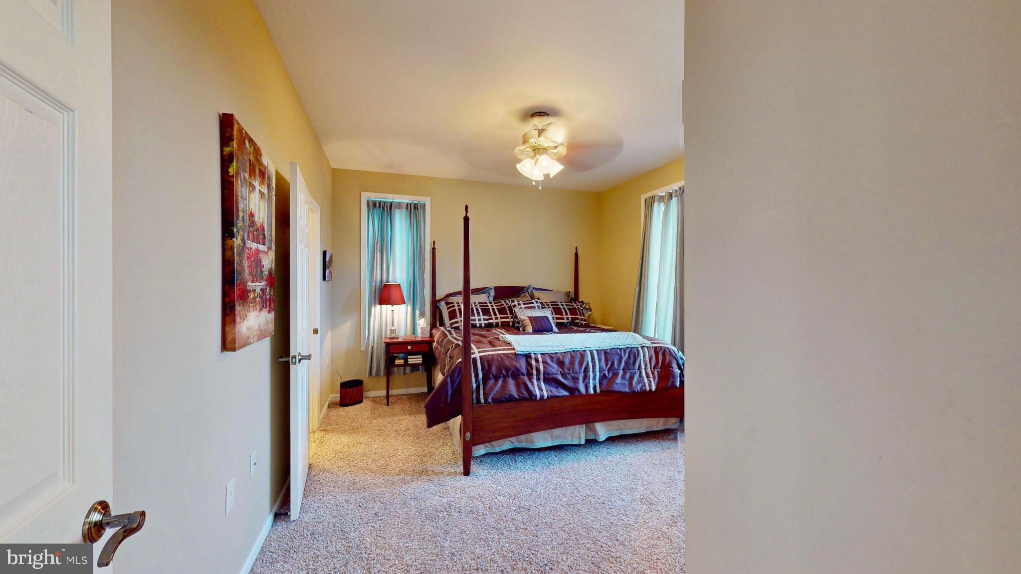 EAGLE'S ROOST - Residential