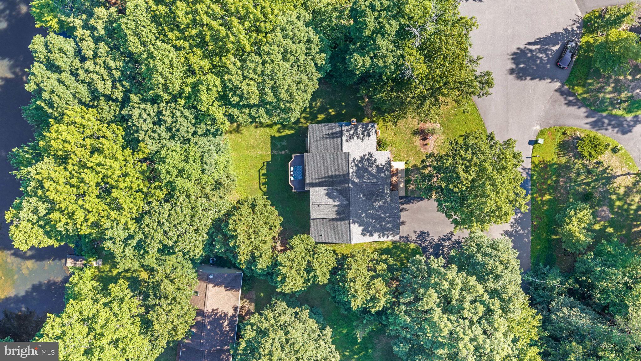 LAKE WILDERNESS - Residential