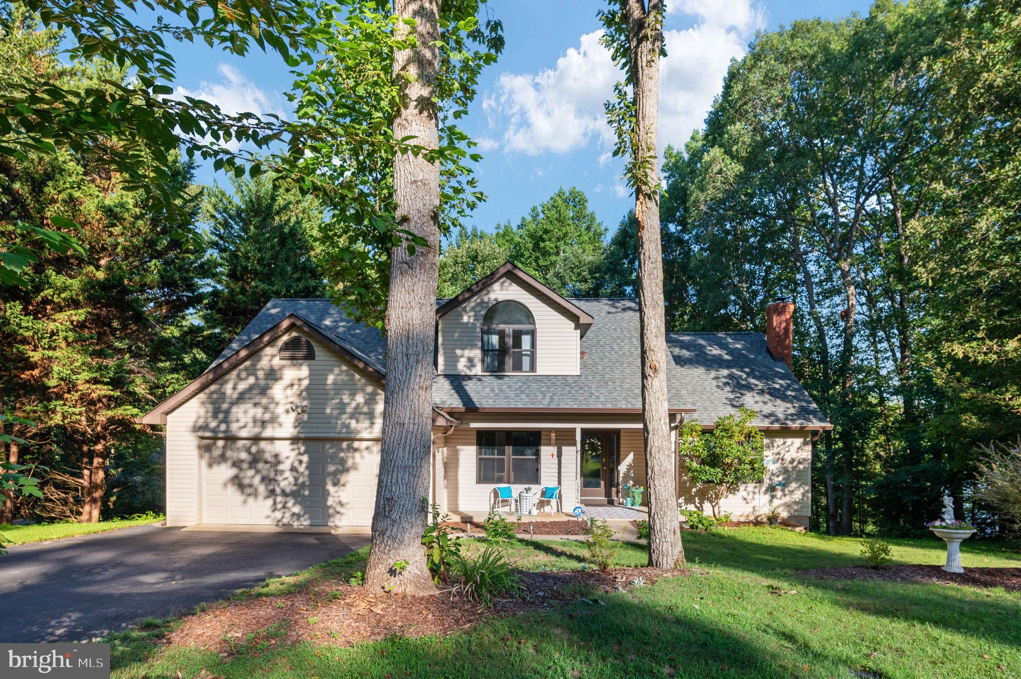 LAKE WILDERNESS - Residential