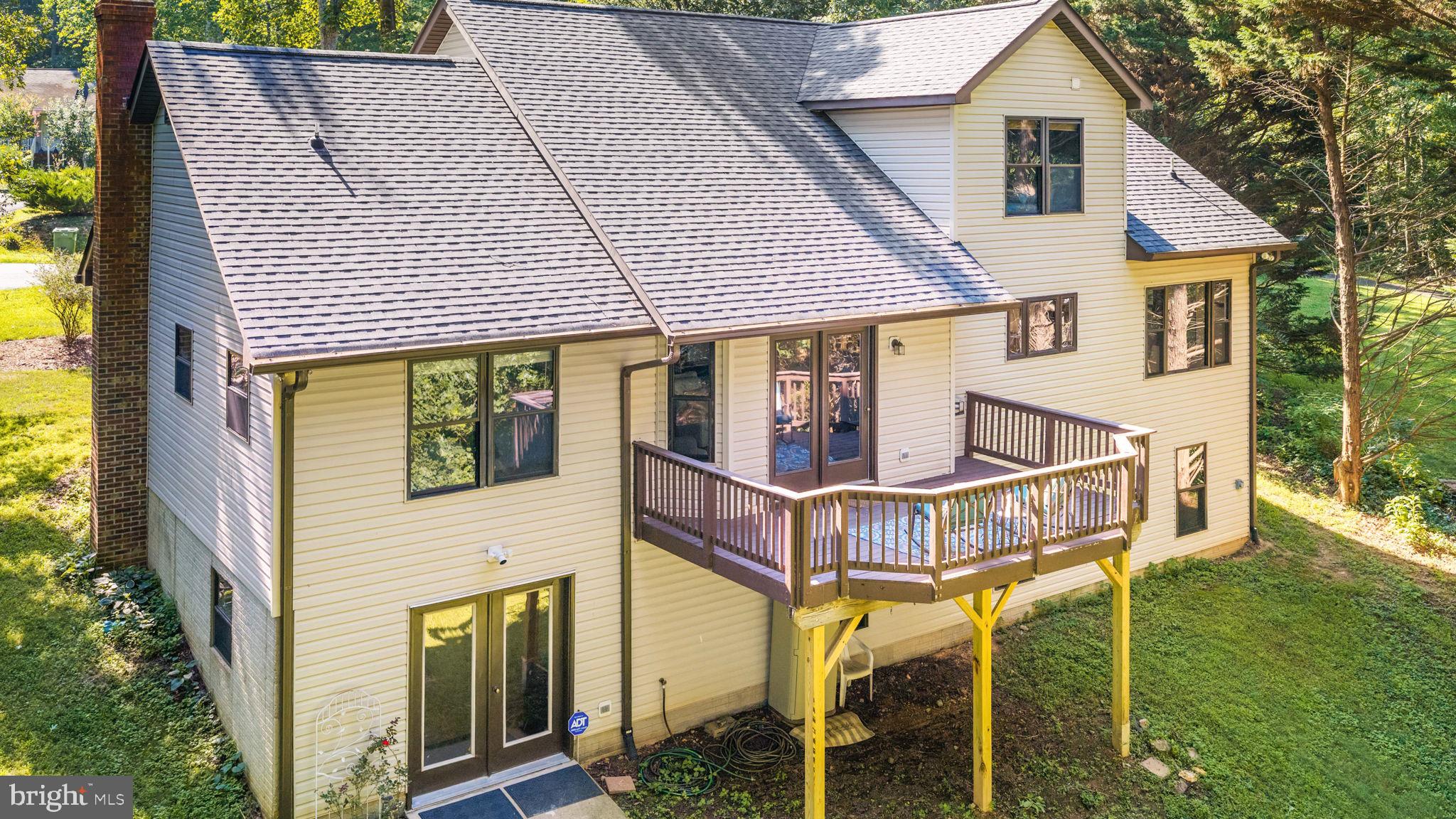 LAKE WILDERNESS - Residential