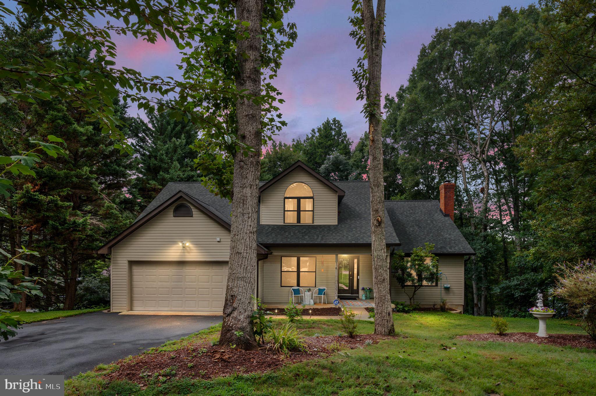 LAKE WILDERNESS - Residential