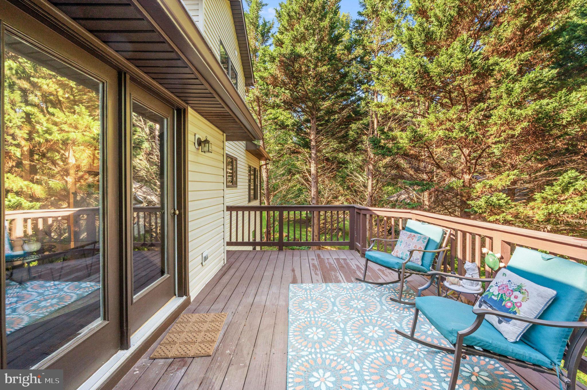 LAKE WILDERNESS - Residential