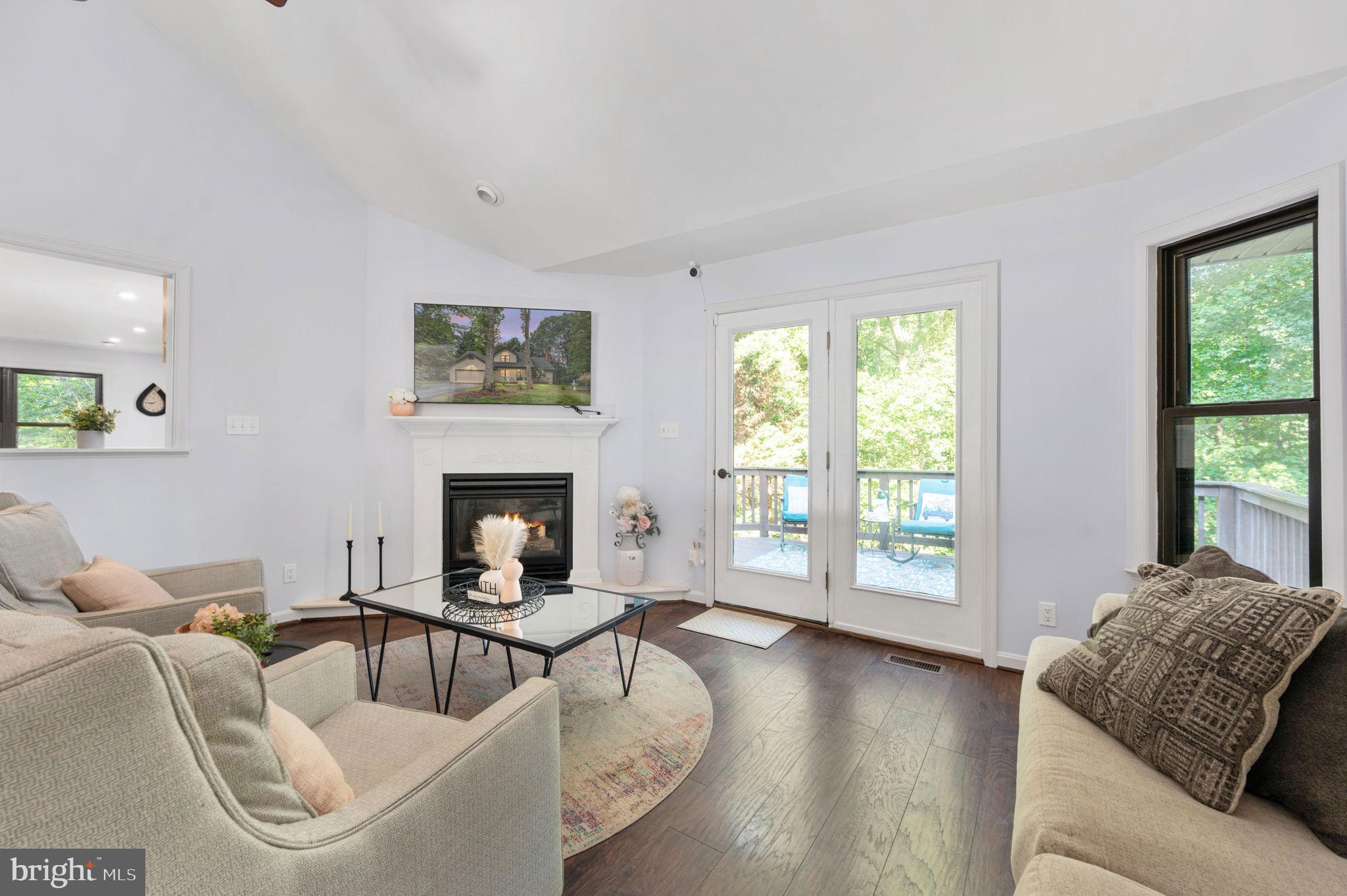 LAKE WILDERNESS - Residential