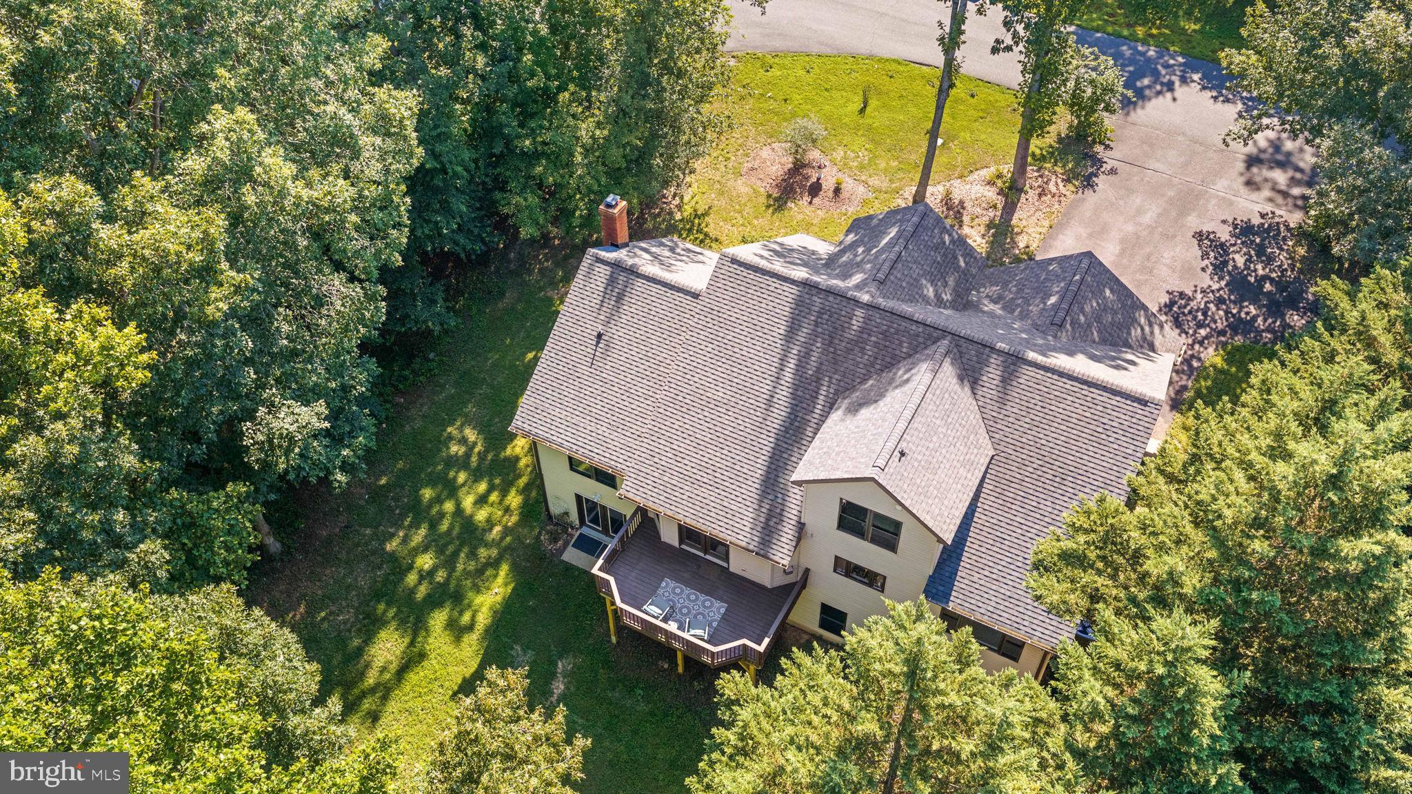 LAKE WILDERNESS - Residential