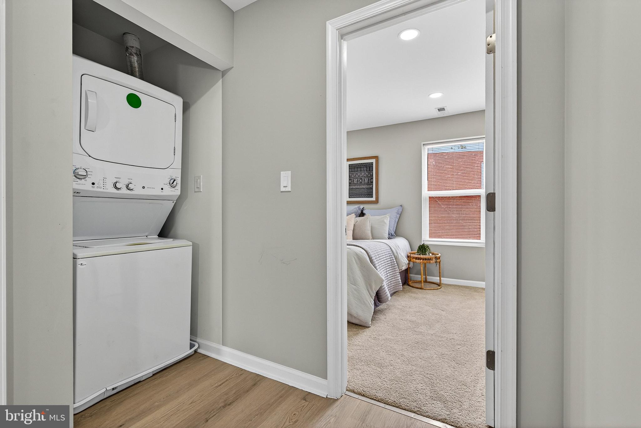 BARCLAY - Residential