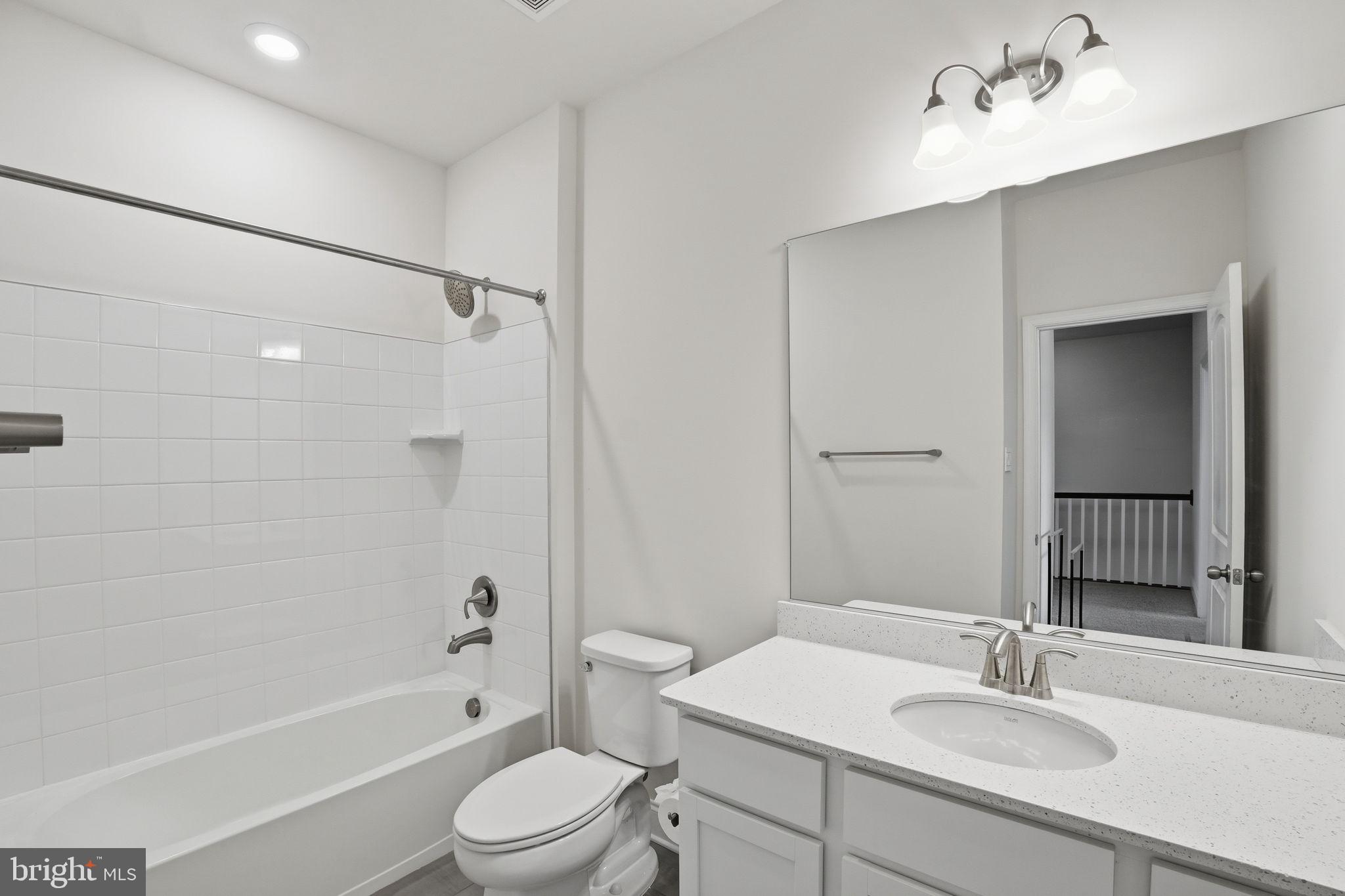 AMBER RIDGE - Residential