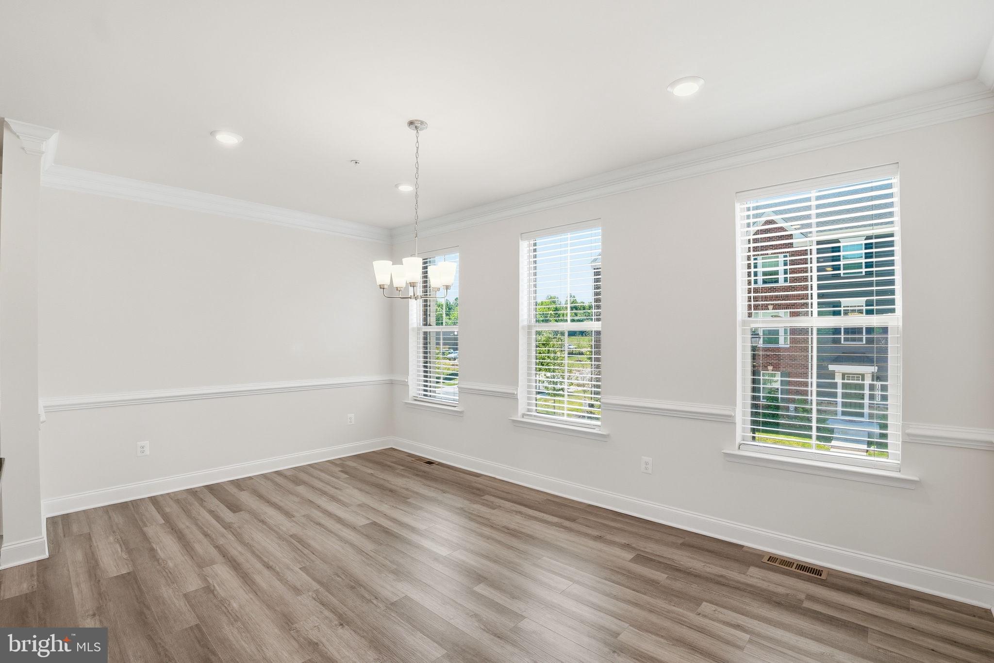 AMBER RIDGE - Residential