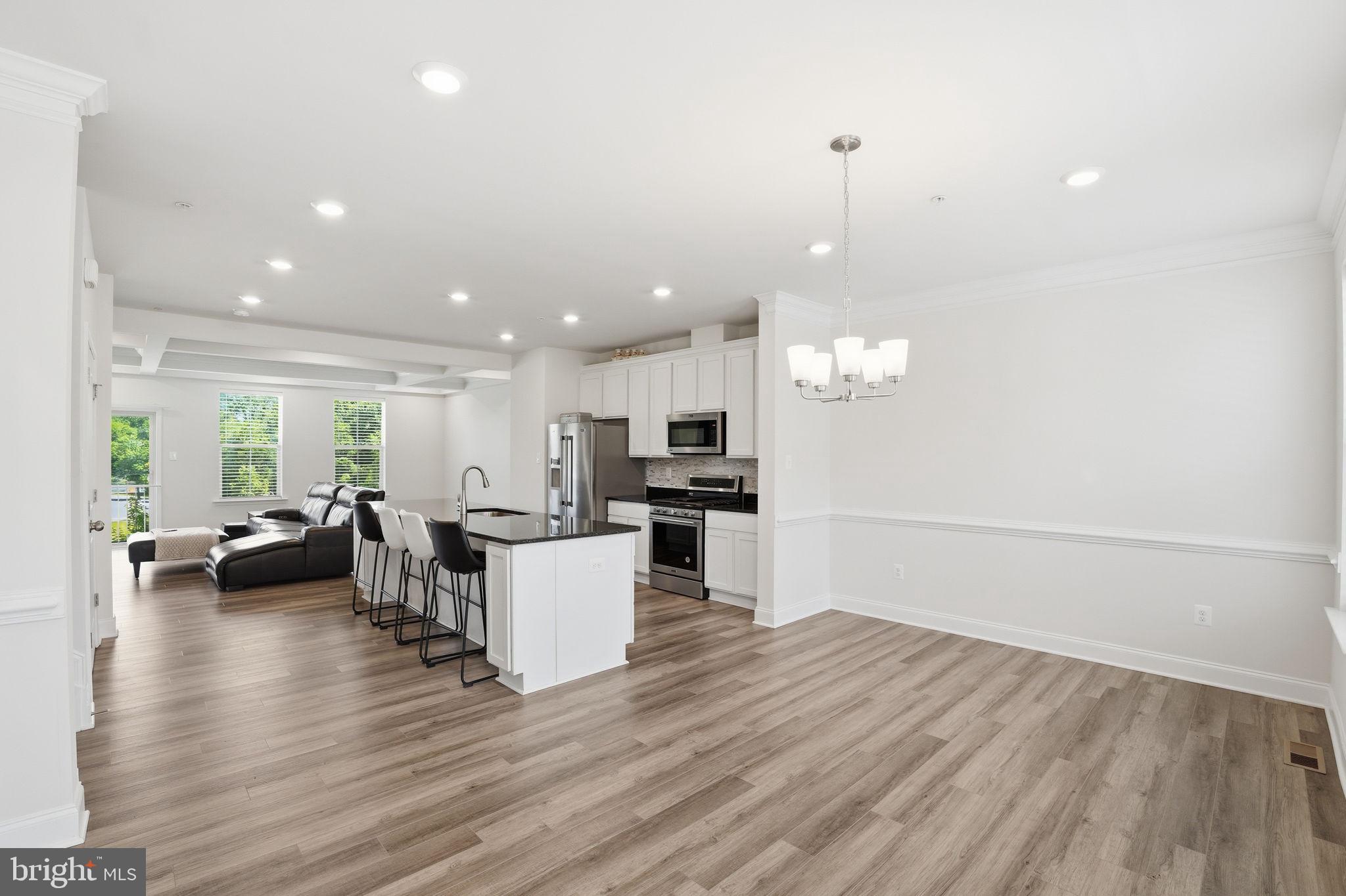 AMBER RIDGE - Residential