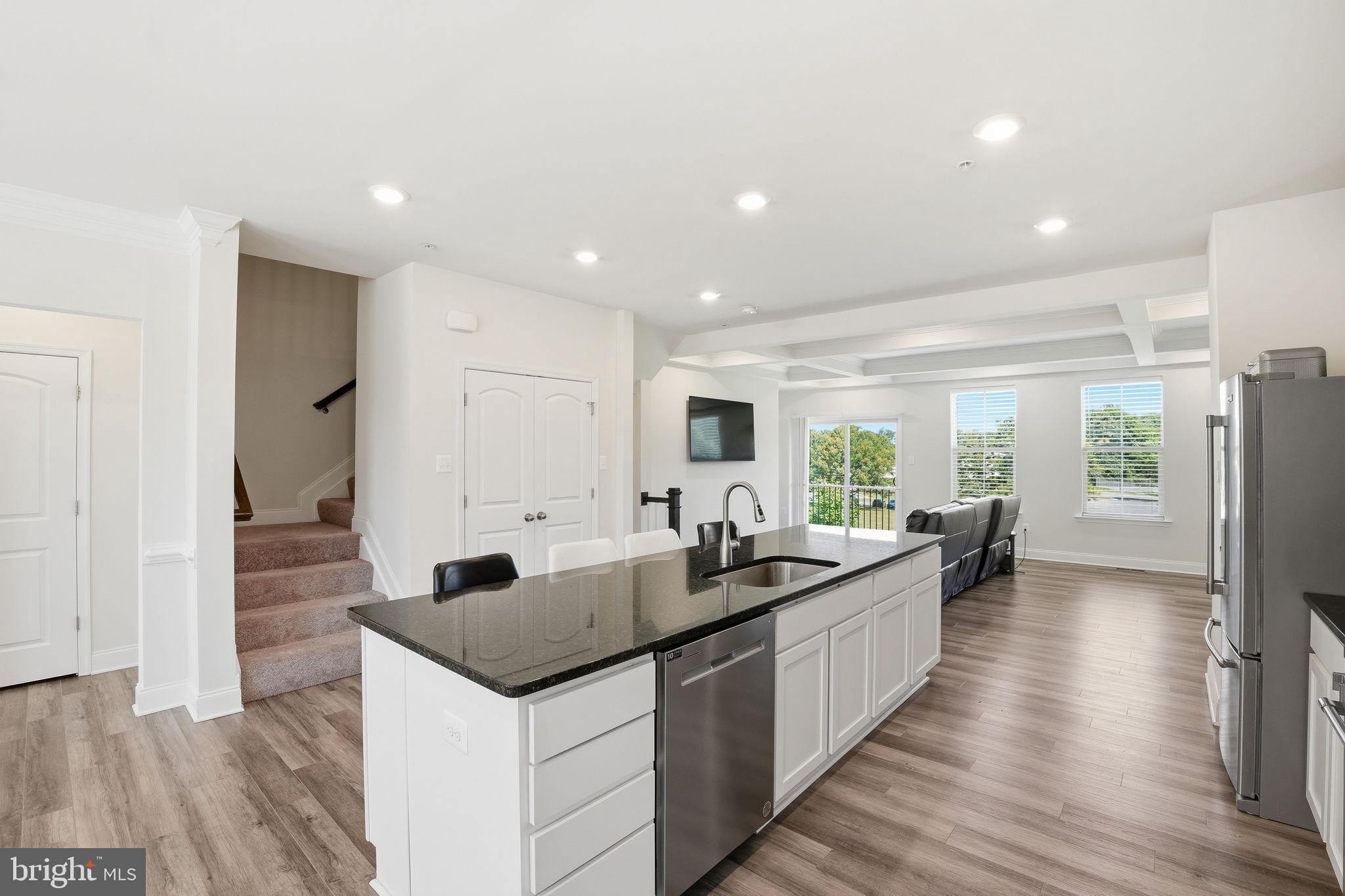 AMBER RIDGE - Residential