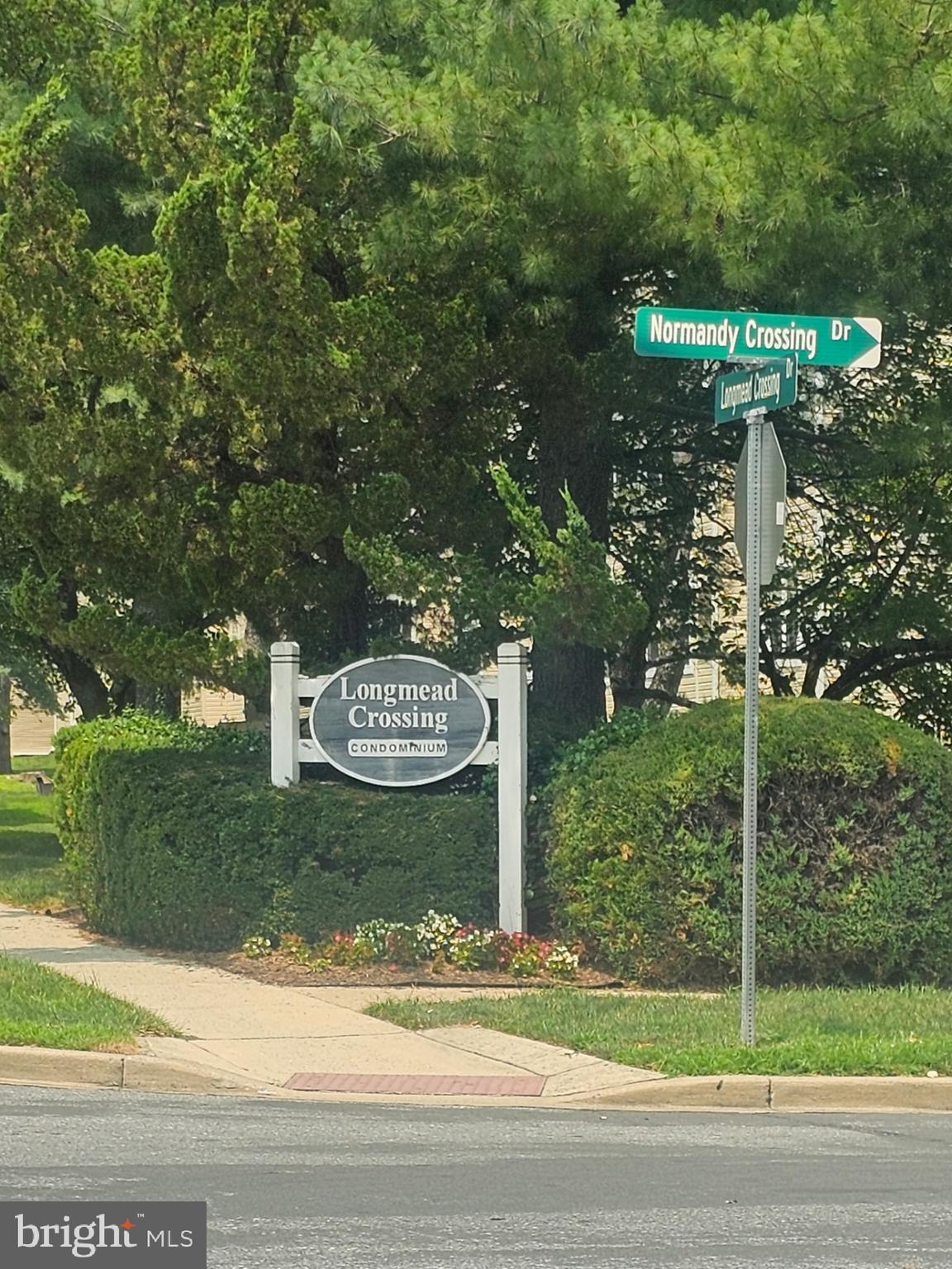 LONGMEAD CROSSING - Residential